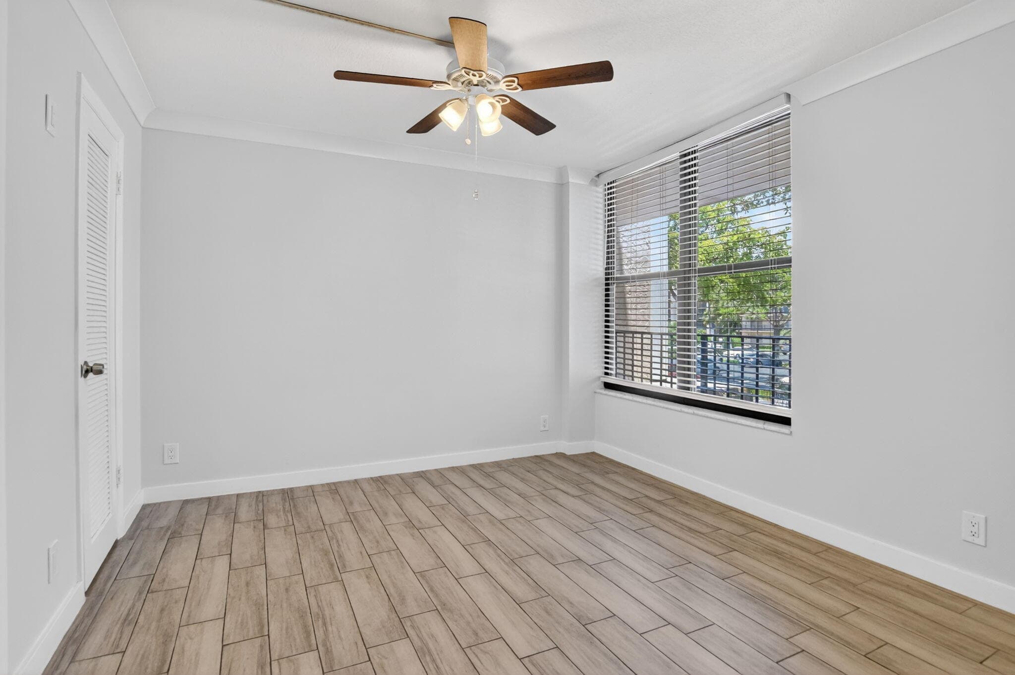8 Royal Palm Way 203, Boca Raton, FL 33432 — photo 18 of 28