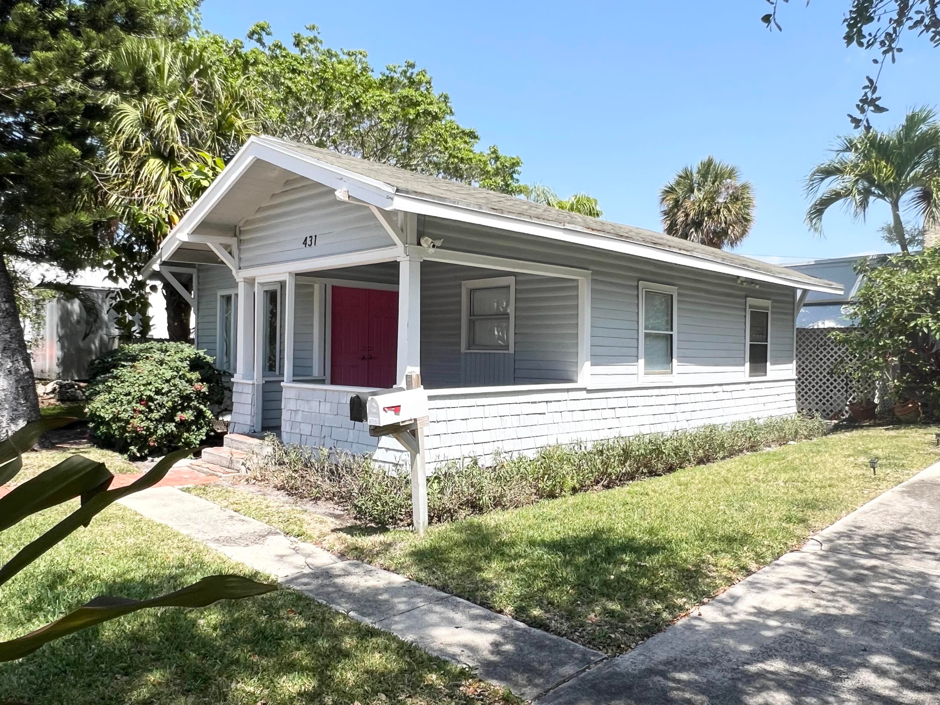 431 Ardmore Road, West Palm Beach, FL 33401 — photo 2 of 13