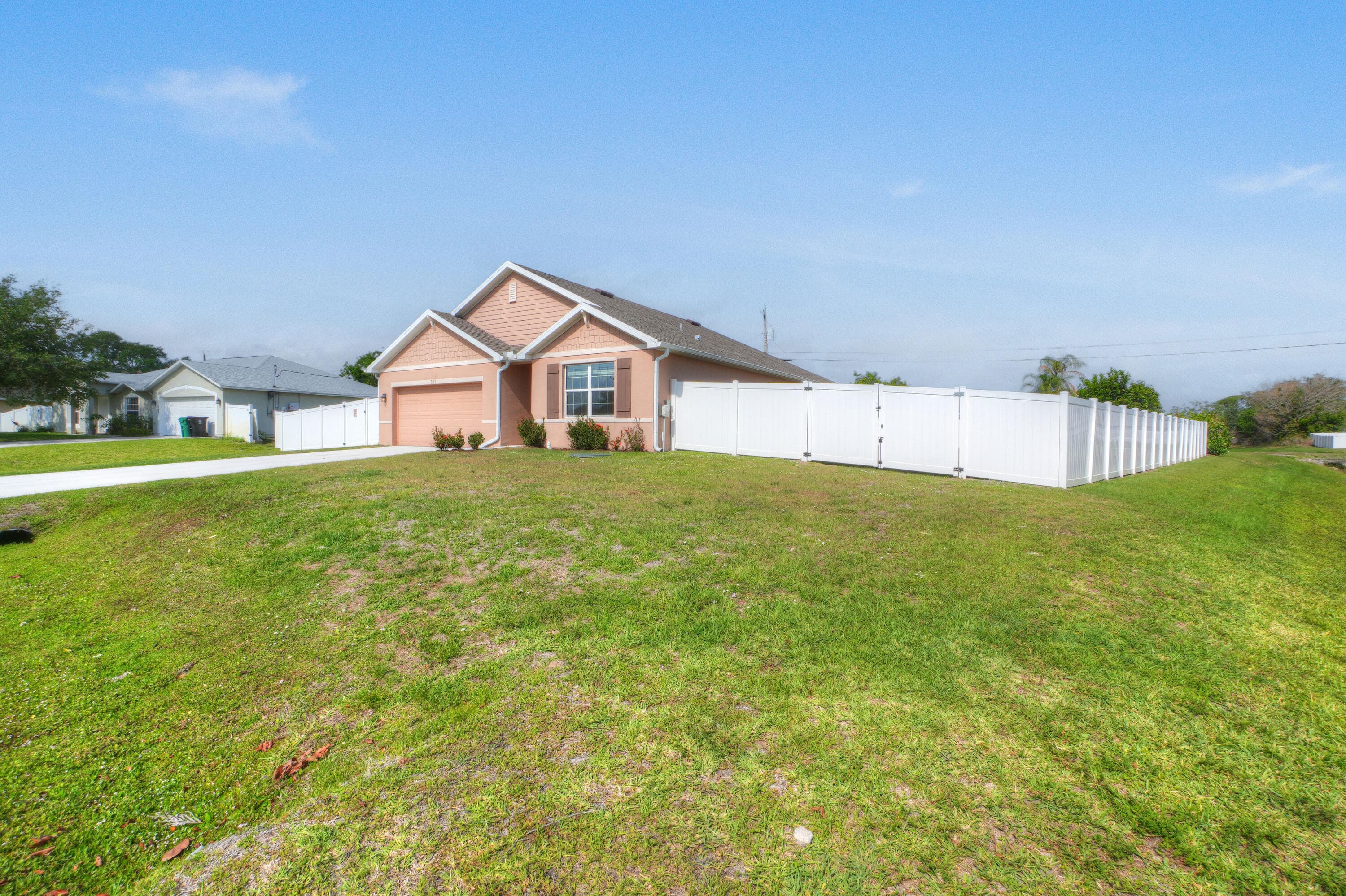 557 SW Columbus Drive, Port St. Lucie, FL 34953 — photo 8 of 54