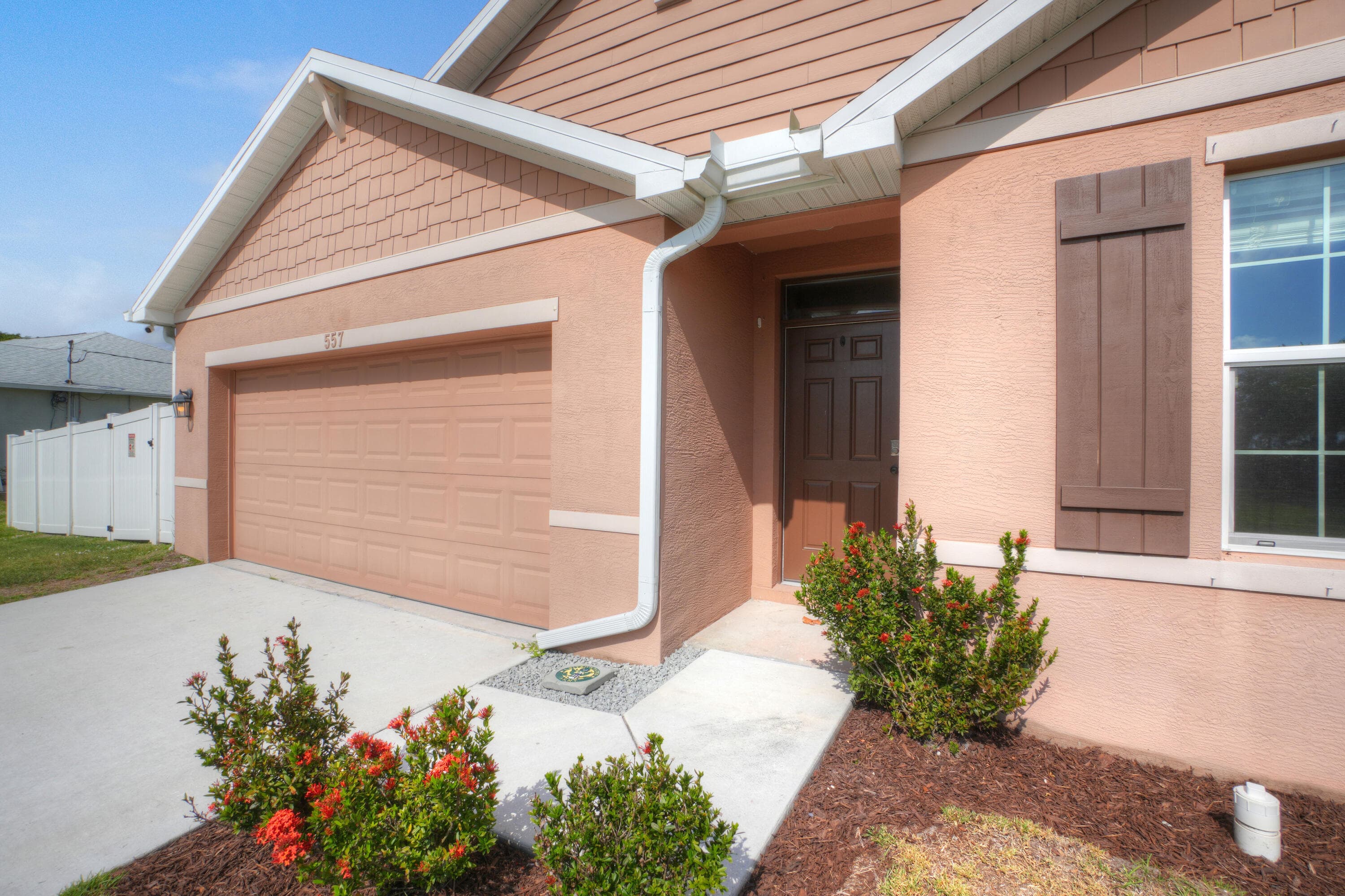 557 SW Columbus Drive, Port St. Lucie, FL 34953 — photo 9 of 54