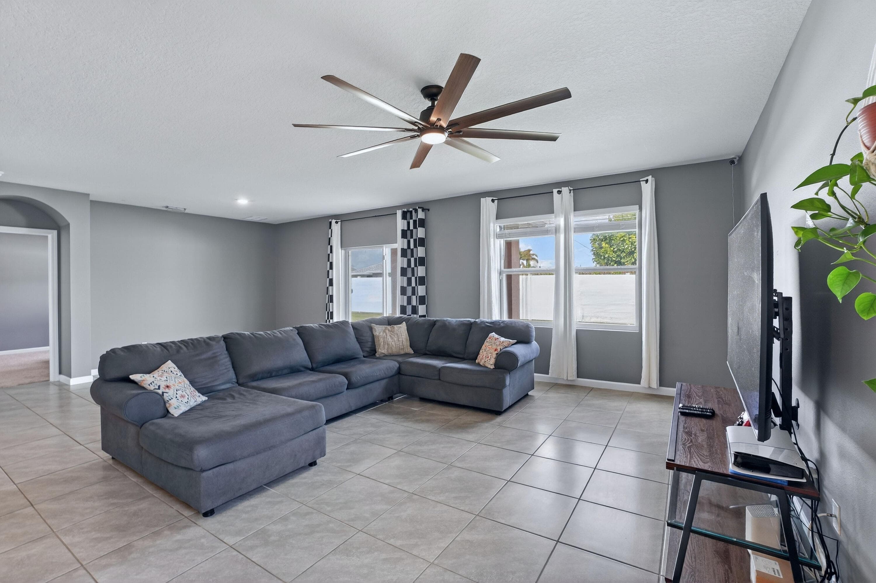 557 SW Columbus Drive, Port St. Lucie, FL 34953 — photo 15 of 54