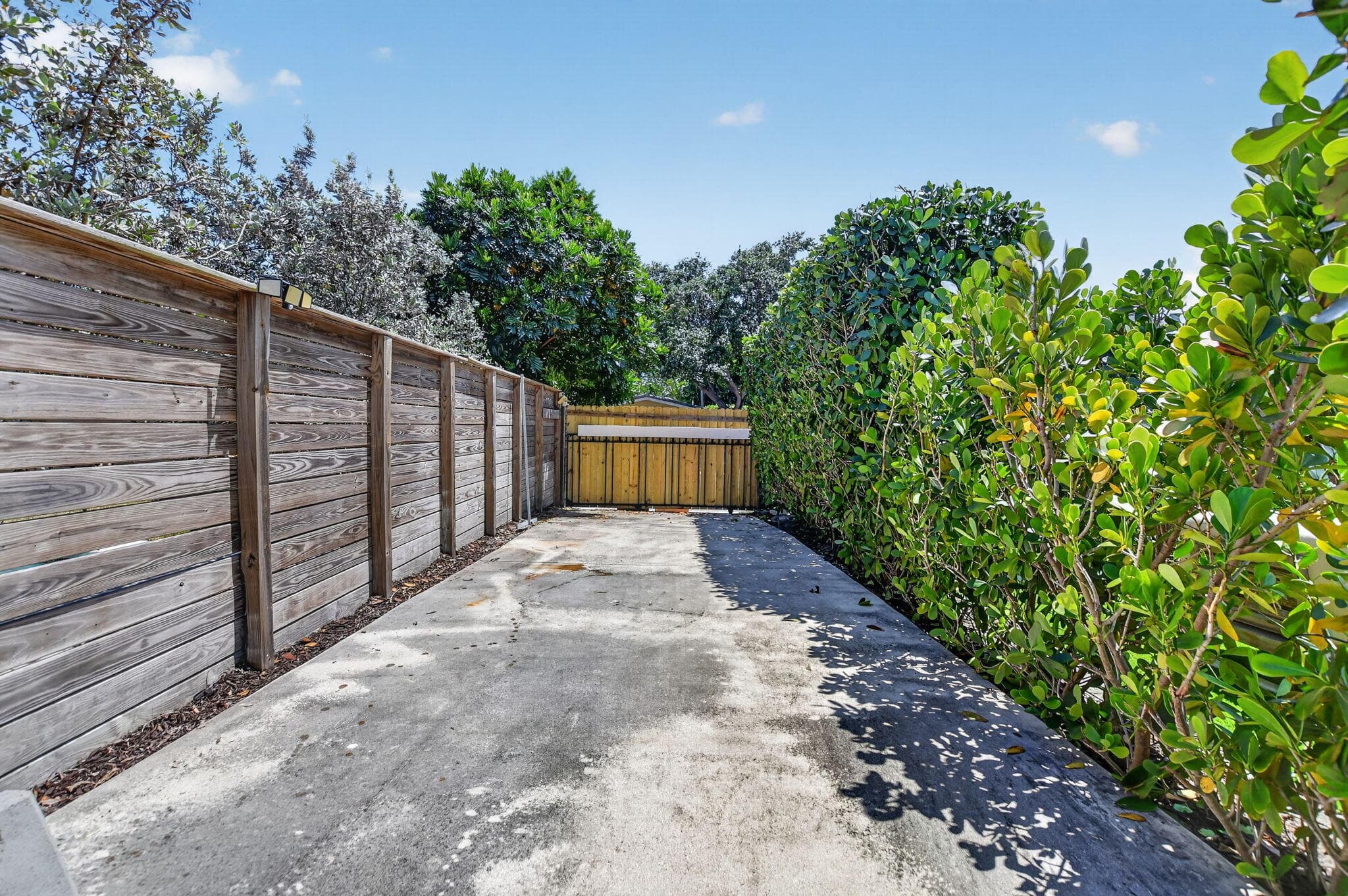 424 SW 7th Way, Boca Raton, FL 33486 — photo 51 of 70