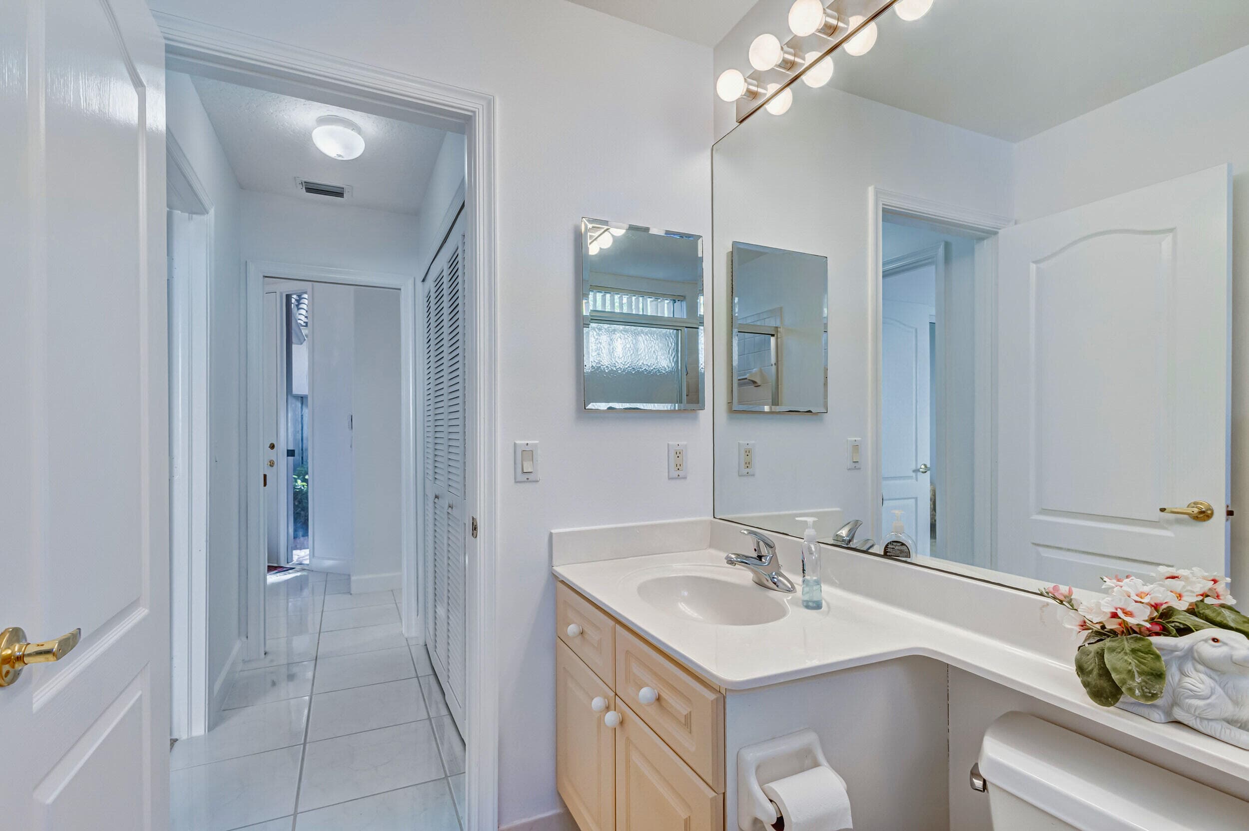 919 Augusta Pointe Drive, Palm Beach Gardens, FL 33418 — photo 32 of 84