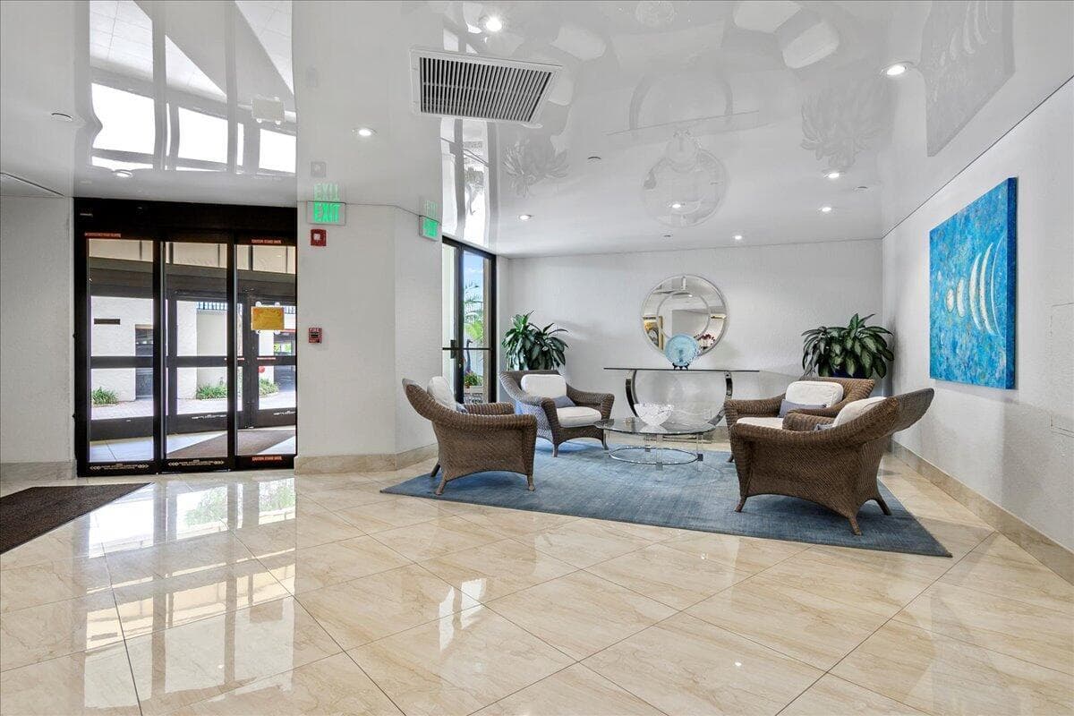 5420 N Ocean Drive 1705, Singer Island, FL 33404 — photo 4 of 43