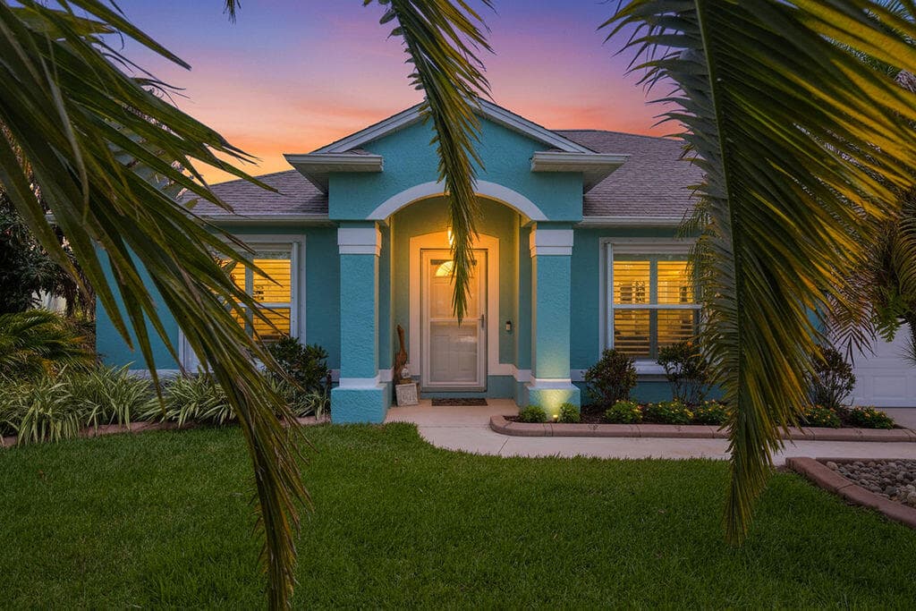 613 SE Dean Terrace, Port St. Lucie, FL 34984 — photo 1 of 43
