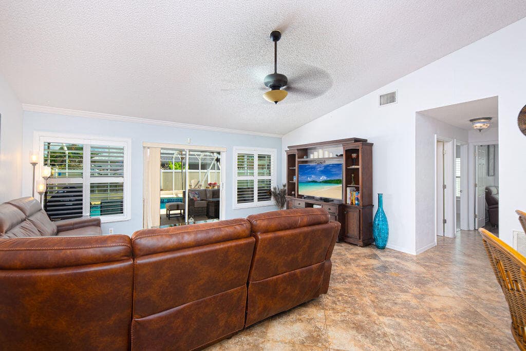 613 SE Dean Terrace, Port St. Lucie, FL 34984 — photo 14 of 43