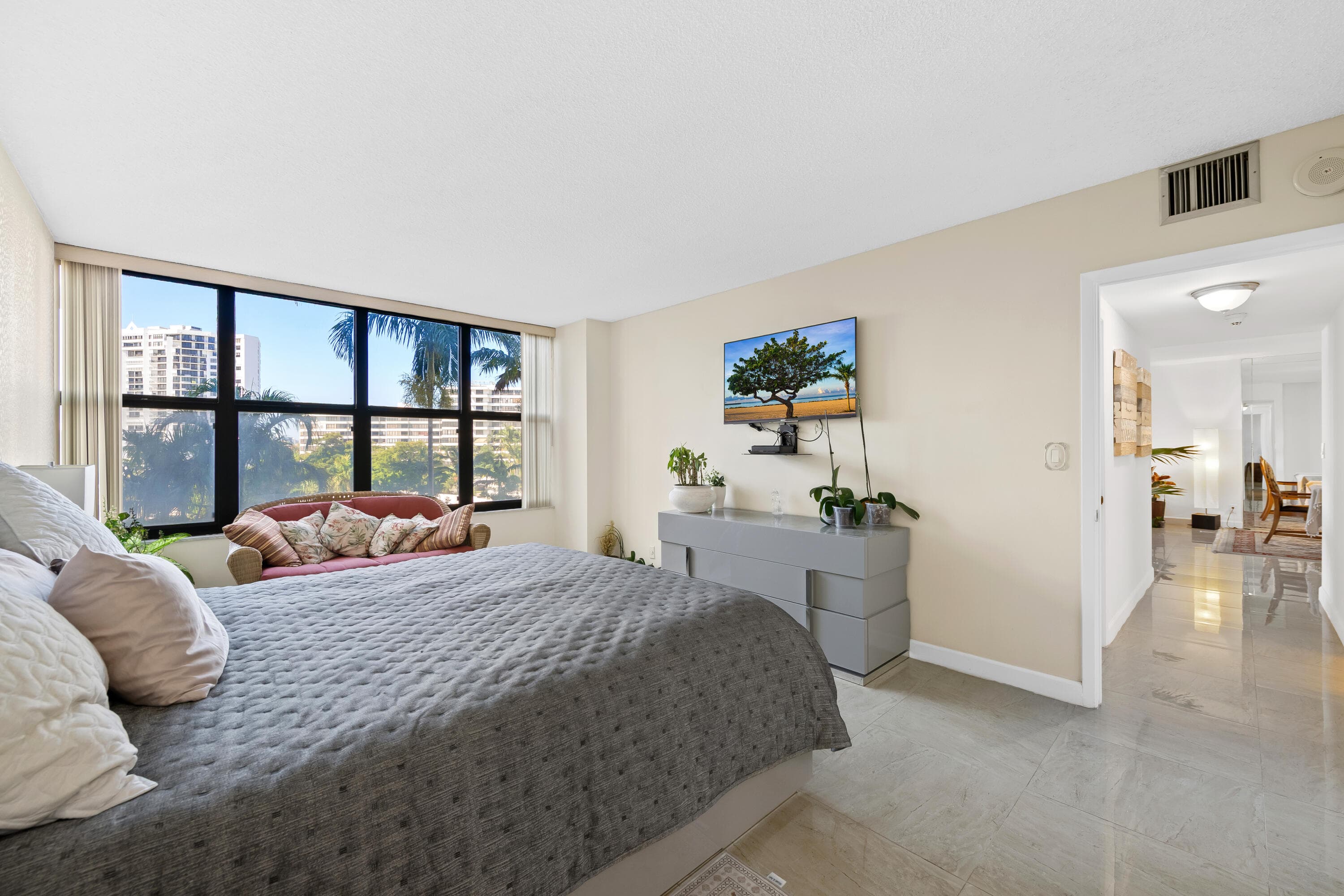 2500 Parkview Drive 615, Hallandale Beach, FL 33009 — photo 18 of 35