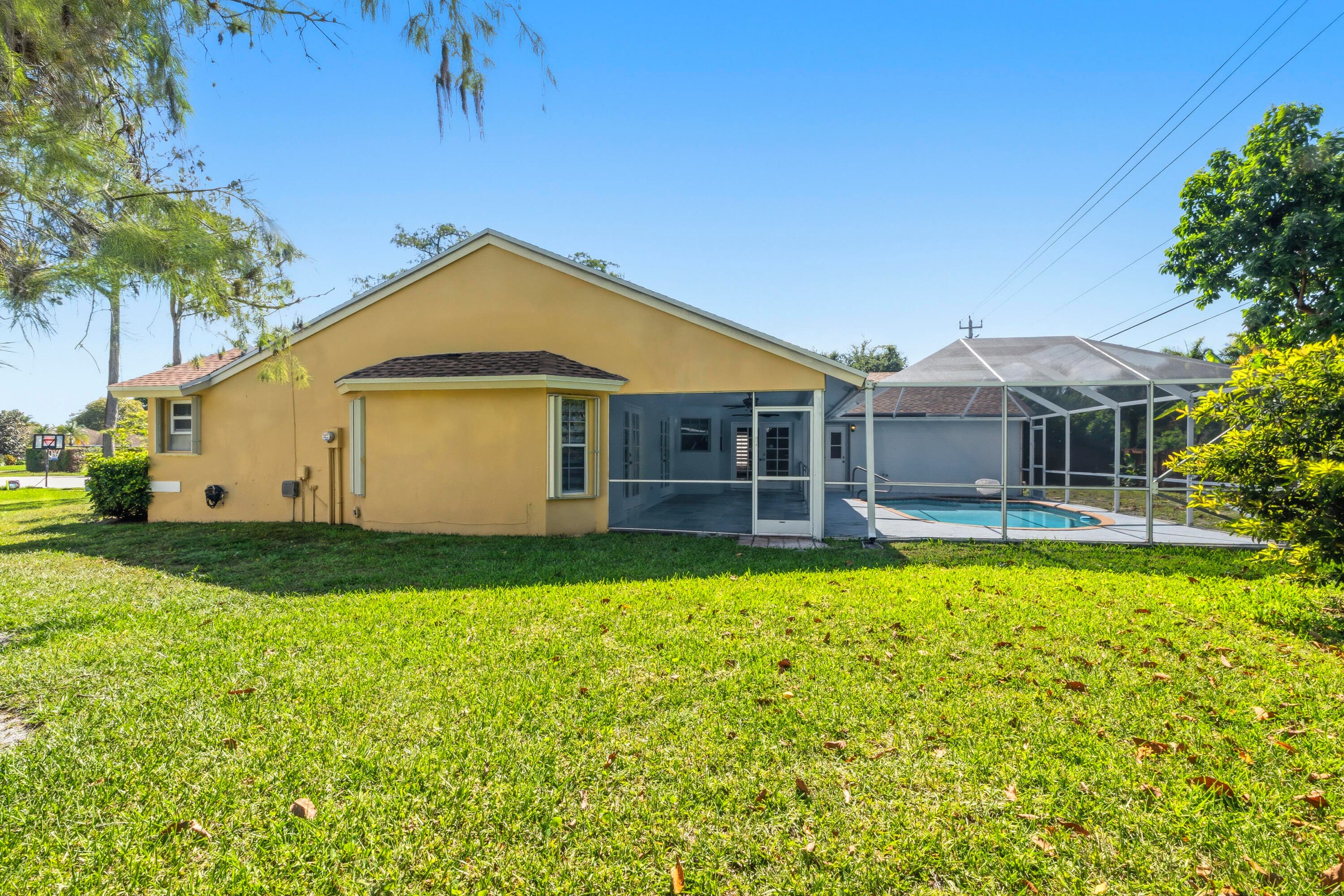 104 Oxford Court, Royal Palm Beach, FL 33411 — photo 42 of 46