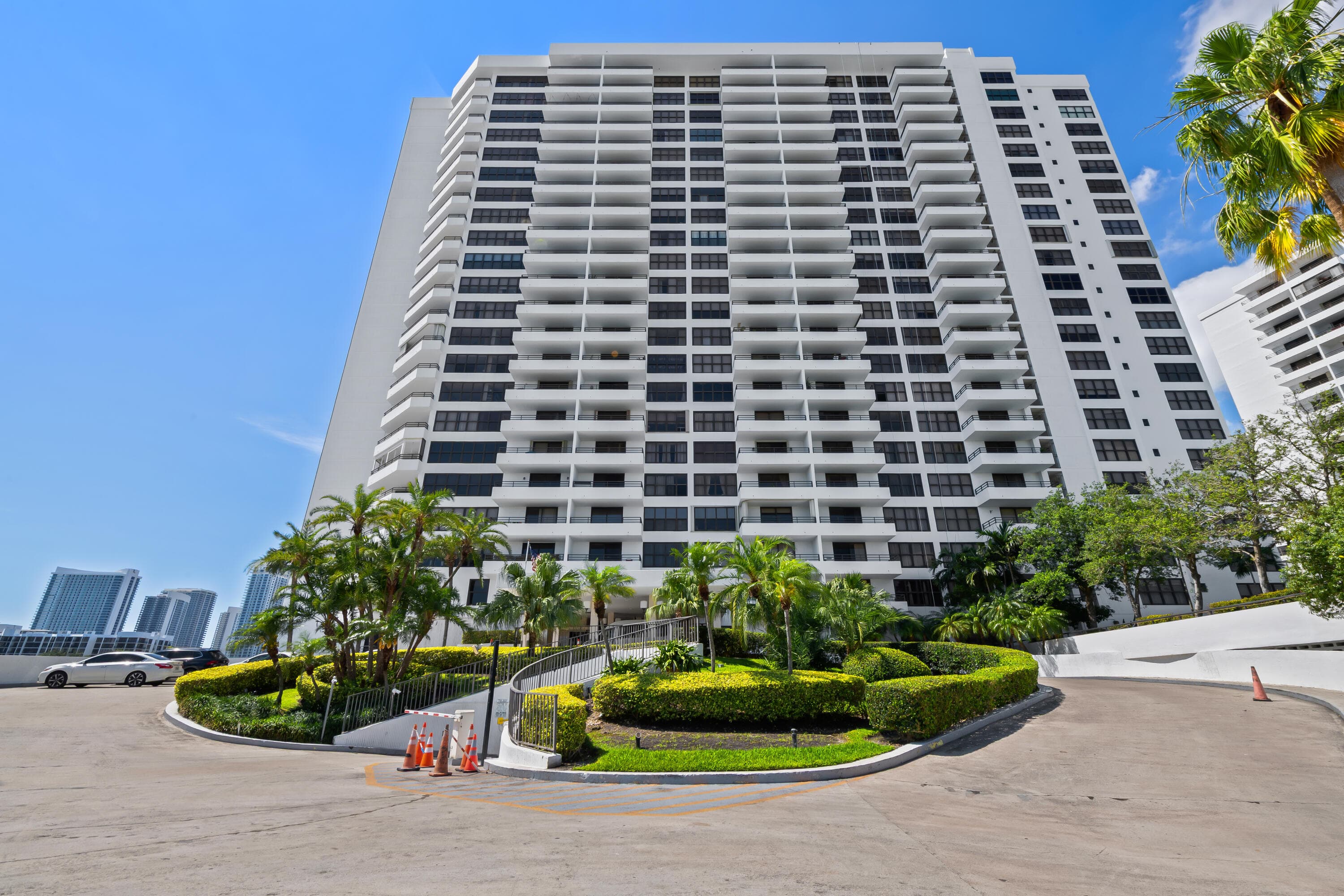 2500 Parkview Drive 615, Hallandale Beach, FL 33009 — photo 35 of 35