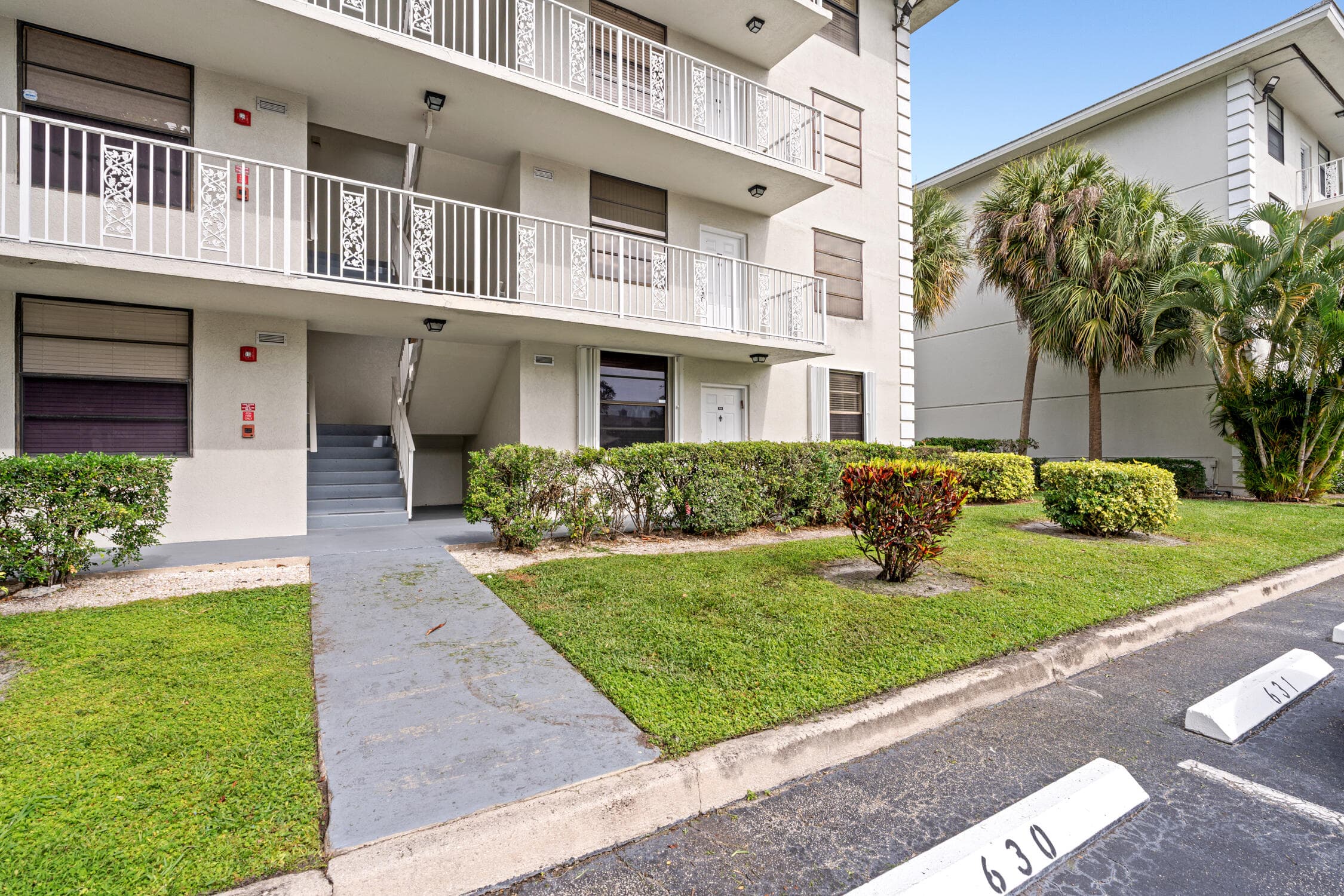 1713 Whitehall Drive 106, Davie, FL 33324 — photo 23 of 31