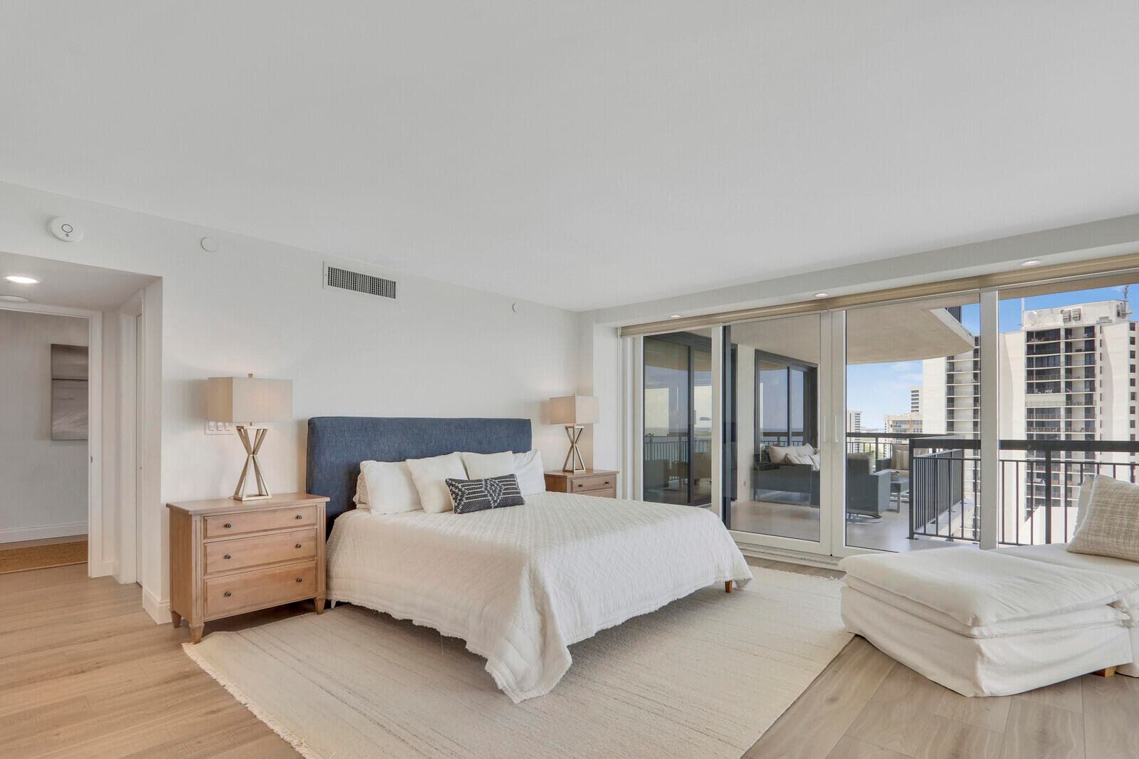 5380 N Ocean Drive 18j, Singer Island, FL 33404 — photo 36 of 70
