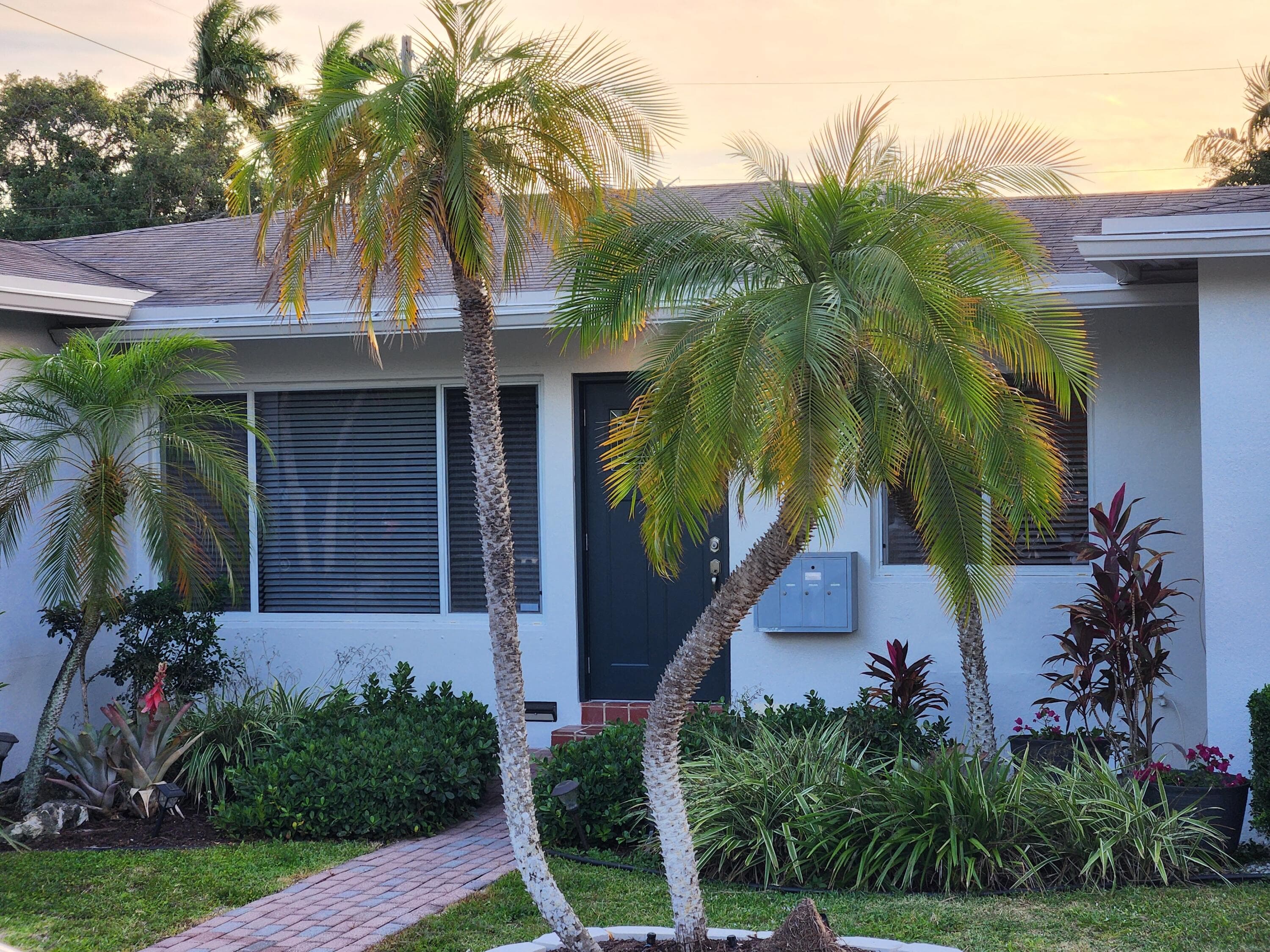 1207 NE 12th Avenue, Fort Lauderdale, FL 33304 — photo 58 of 59