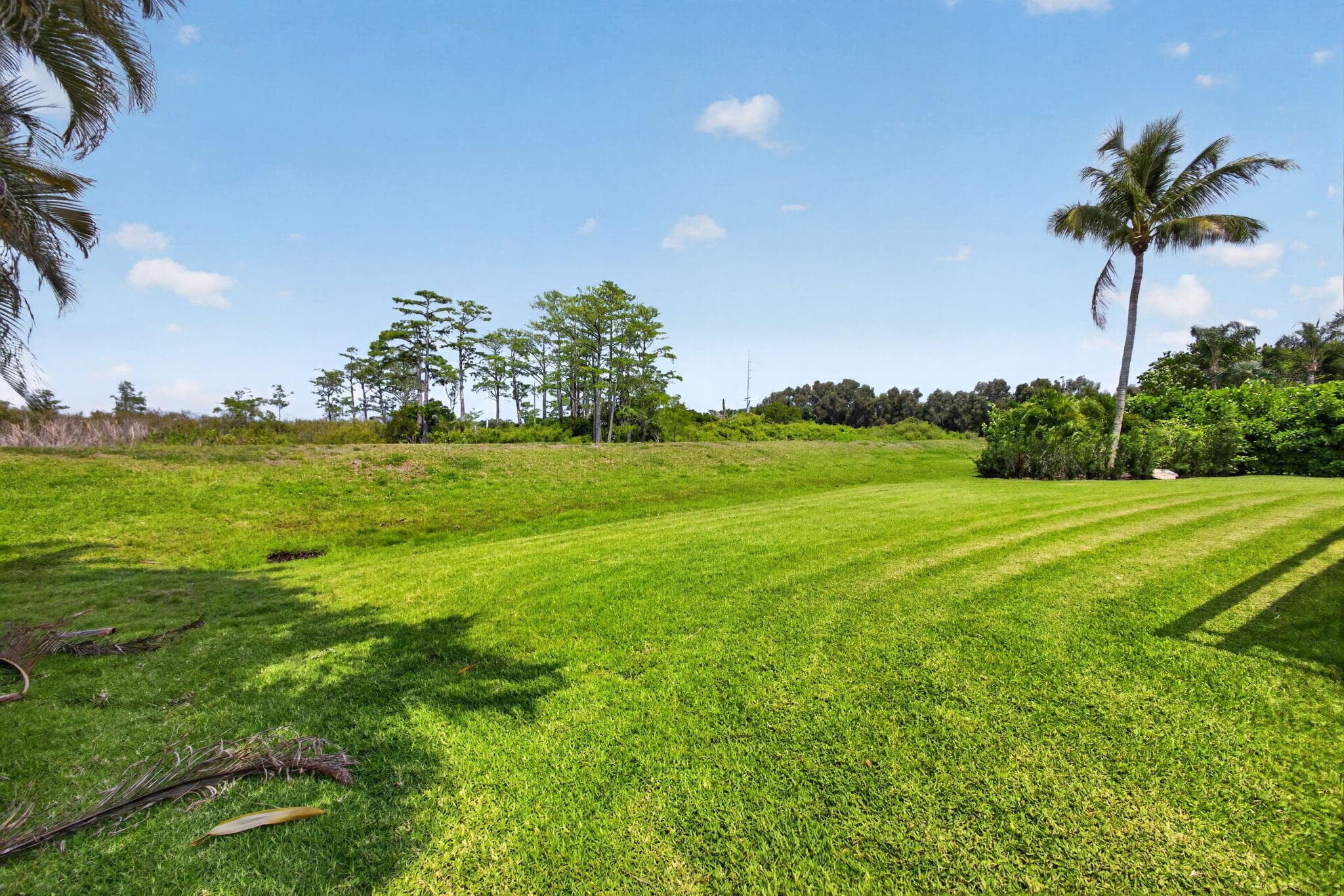 19 Dunbar Road, Palm Beach Gardens, FL 33418 — photo 44 of 55