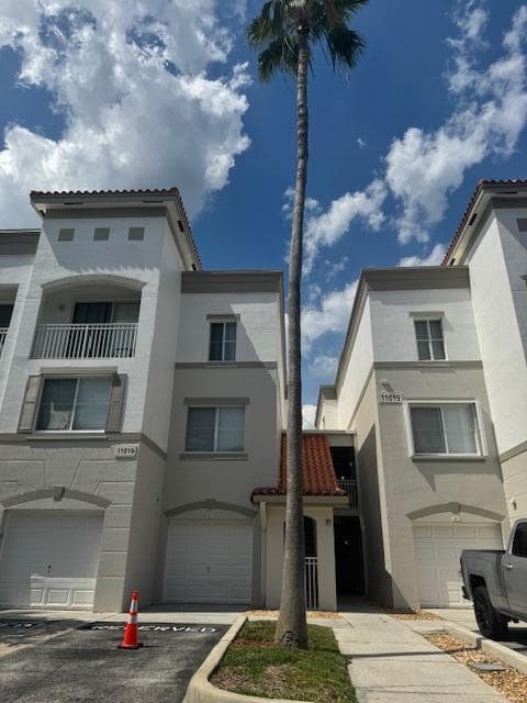 11019 Legacy Lane 301, Palm Beach Gardens, FL 33410 — photo 1 of 23