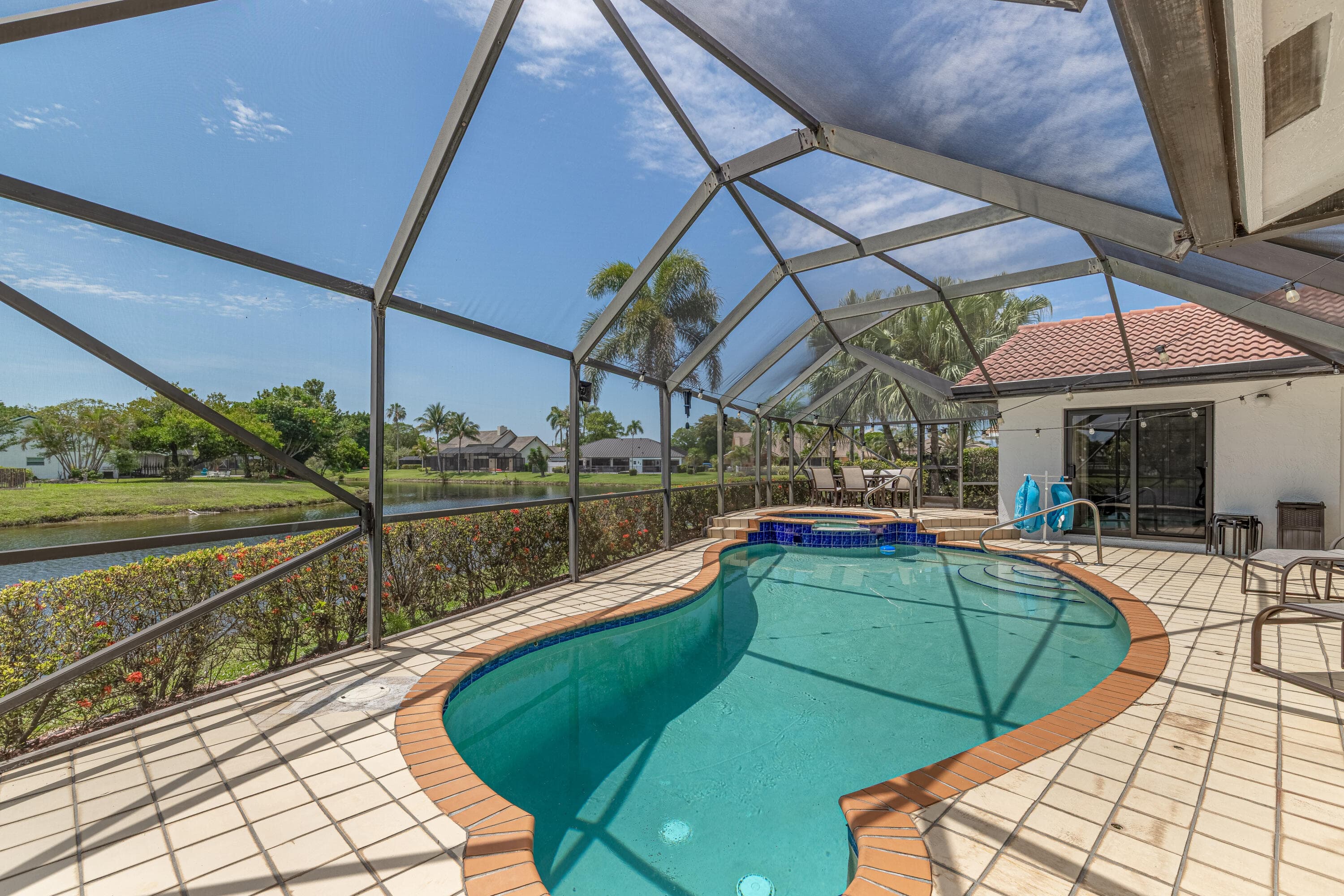 7614 NW 87th Avenue, Tamarac, FL 33321 — photo 1 of 32
