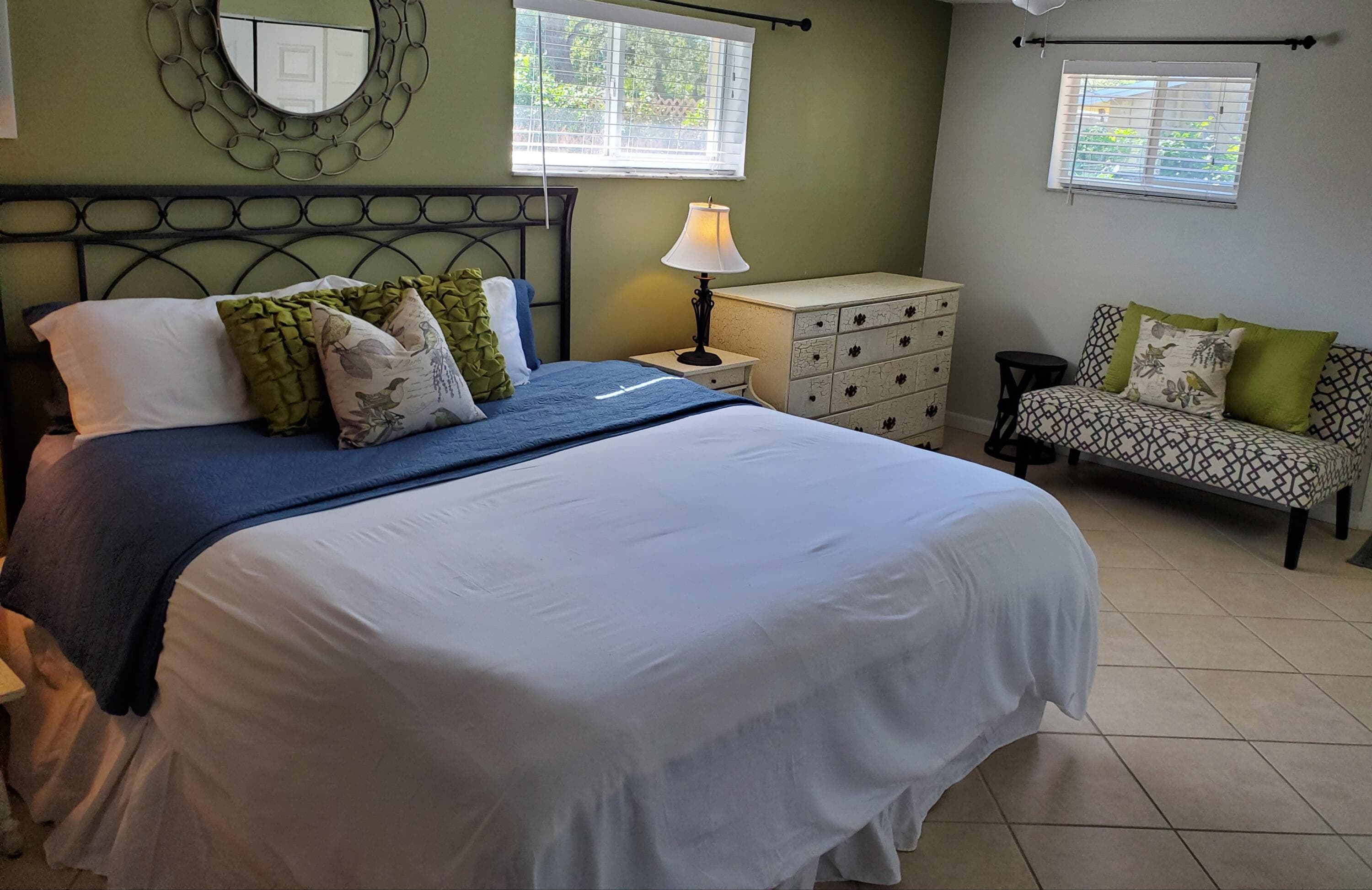 1207 NE 12th Avenue, Fort Lauderdale, FL 33304 — photo 47 of 59