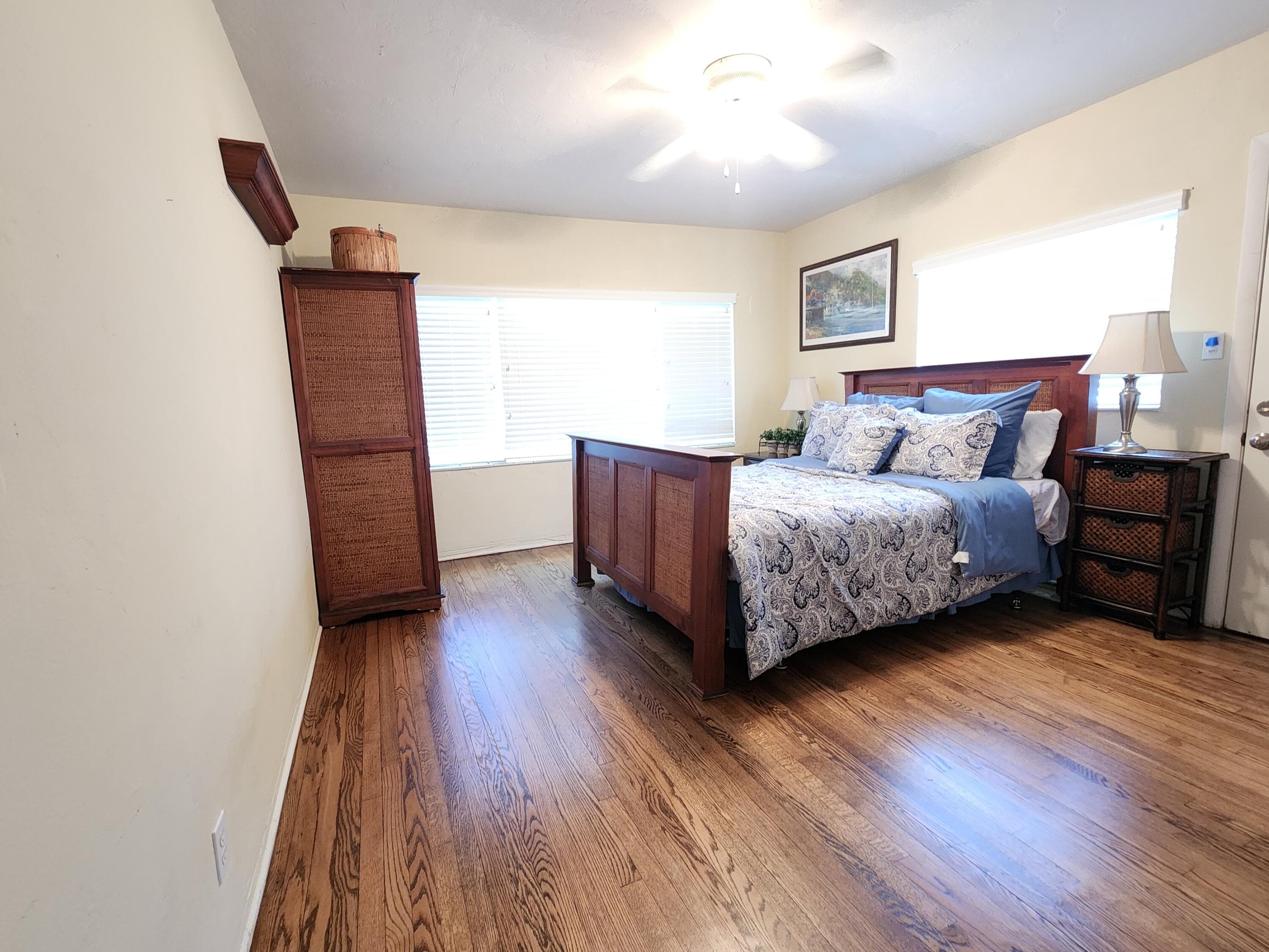 1207 NE 12th Avenue, Fort Lauderdale, FL 33304 — photo 25 of 59