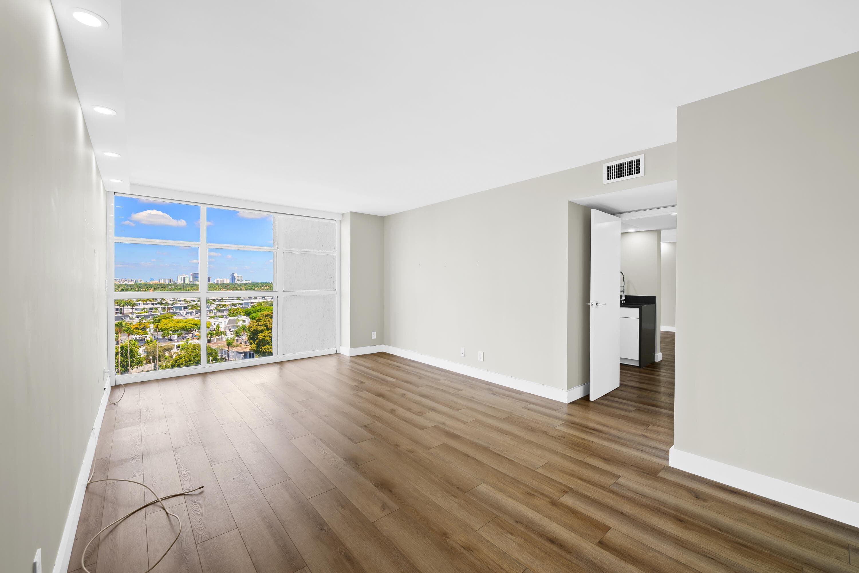 600 Parkview Drive 1029, Hallandale Beach, FL 33009 — photo 14 of 45