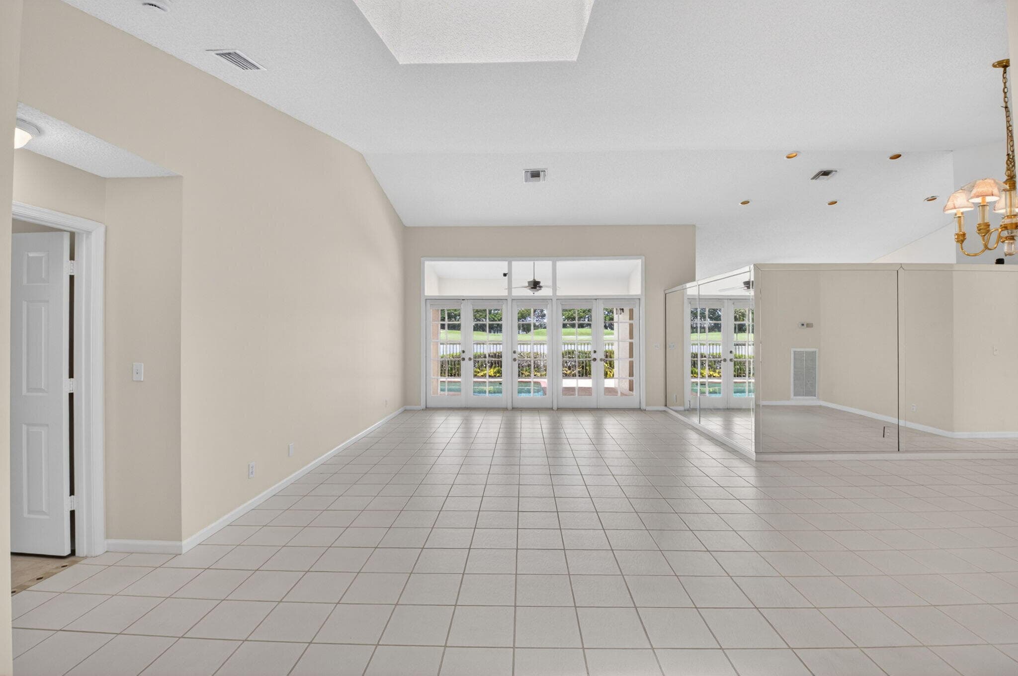 6180 Golf Villas Drive, Boynton Beach, FL 33437 — photo 5 of 40