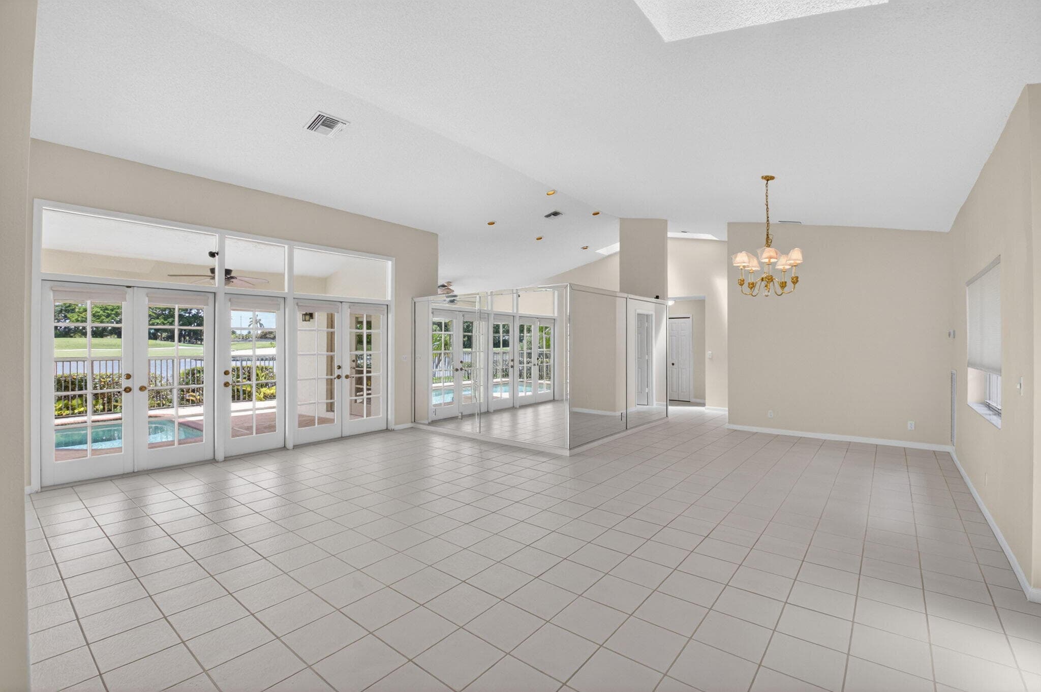 6180 Golf Villas Drive, Boynton Beach, FL 33437 — photo 7 of 40