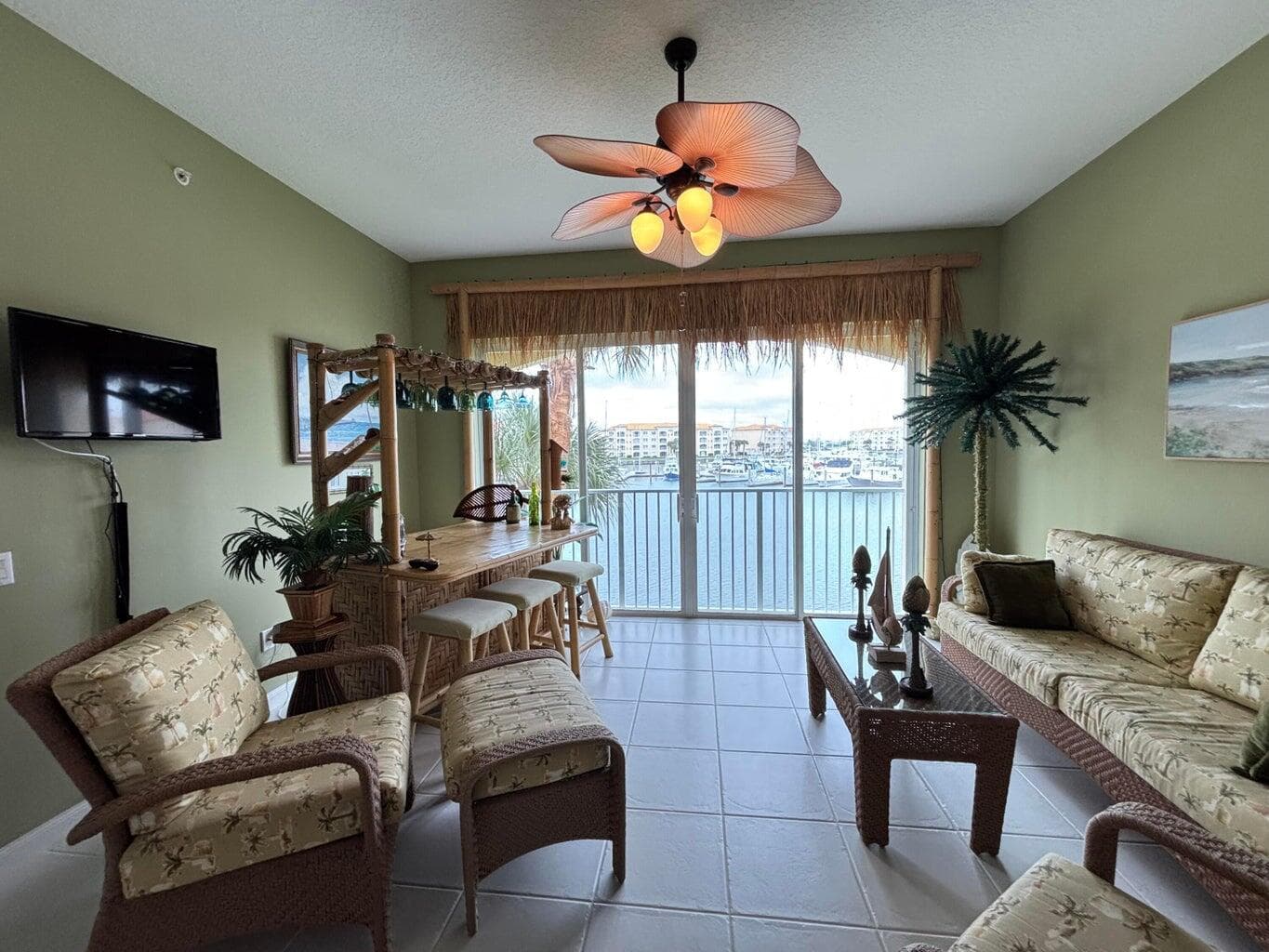 12 Harbour Isle Drive W 204, Fort Pierce, FL 34949 — photo 1 of 30