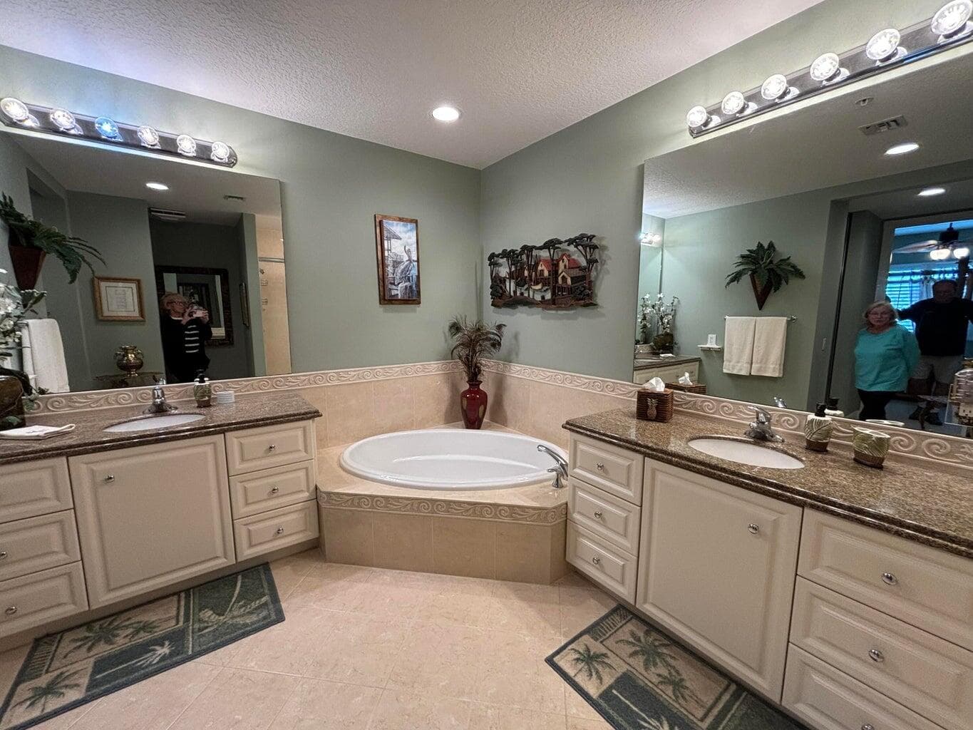 12 Harbour Isle Drive W 204, Fort Pierce, FL 34949 — photo 20 of 30