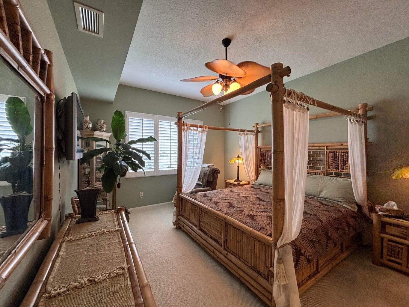 12 Harbour Isle Drive W 204, Fort Pierce, FL 34949 — photo 3 of 30
