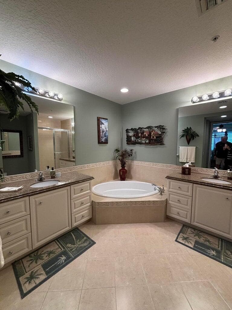 12 Harbour Isle Drive W 204, Fort Pierce, FL 34949 — photo 21 of 30