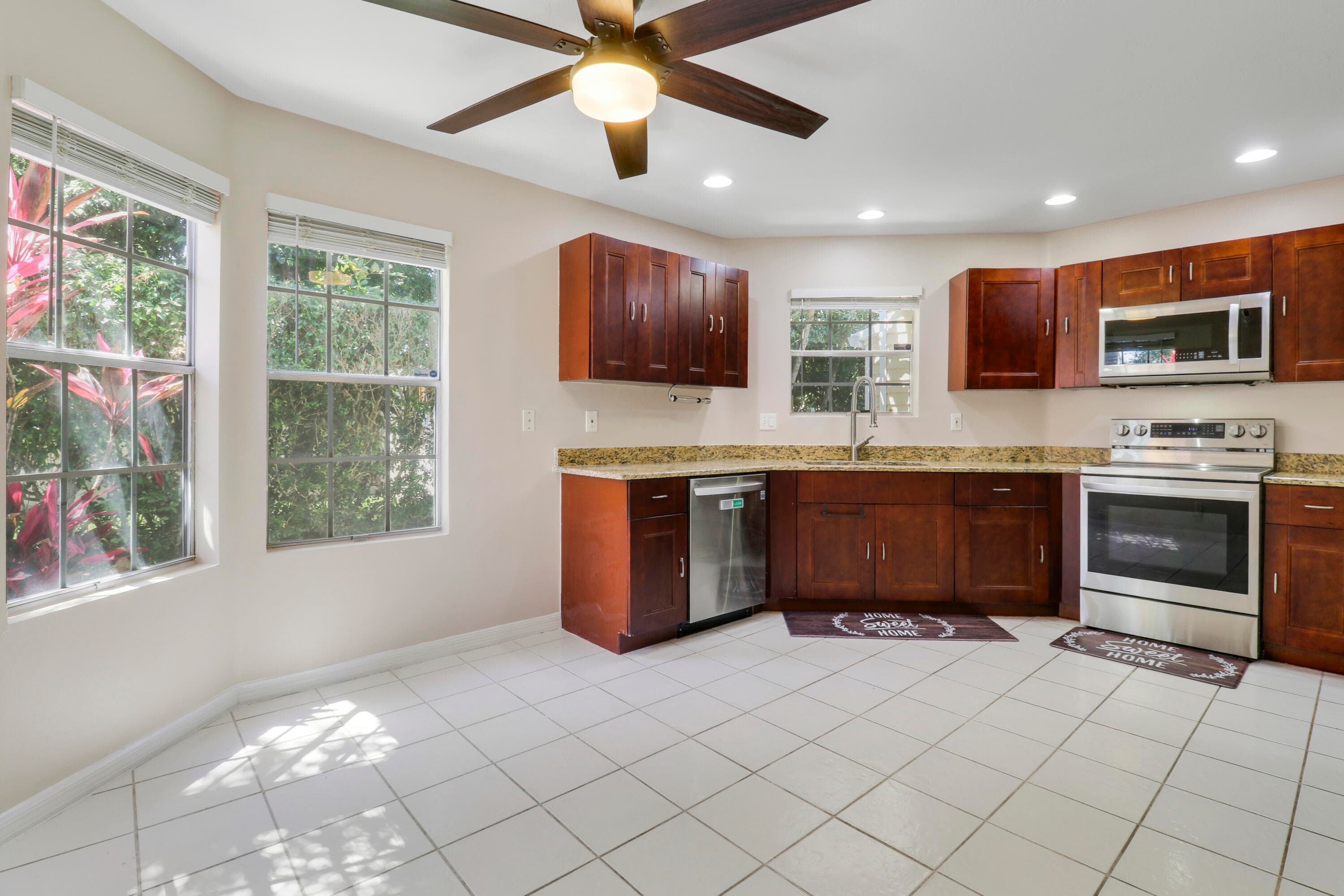 1437 Dandelion Lane, West Palm Beach, FL 33415 — photo 11 of 43