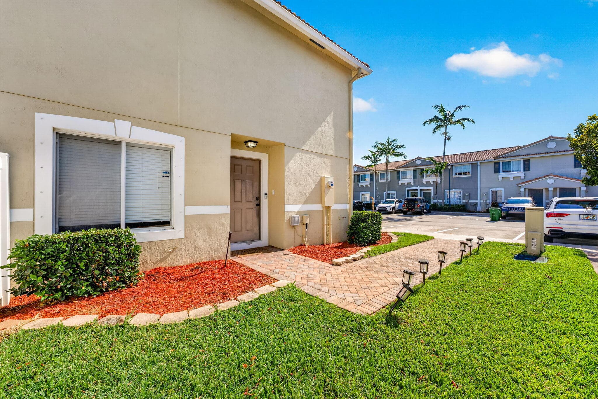 5951 Manchester Way, Tamarac, FL 33321 — photo 17 of 41