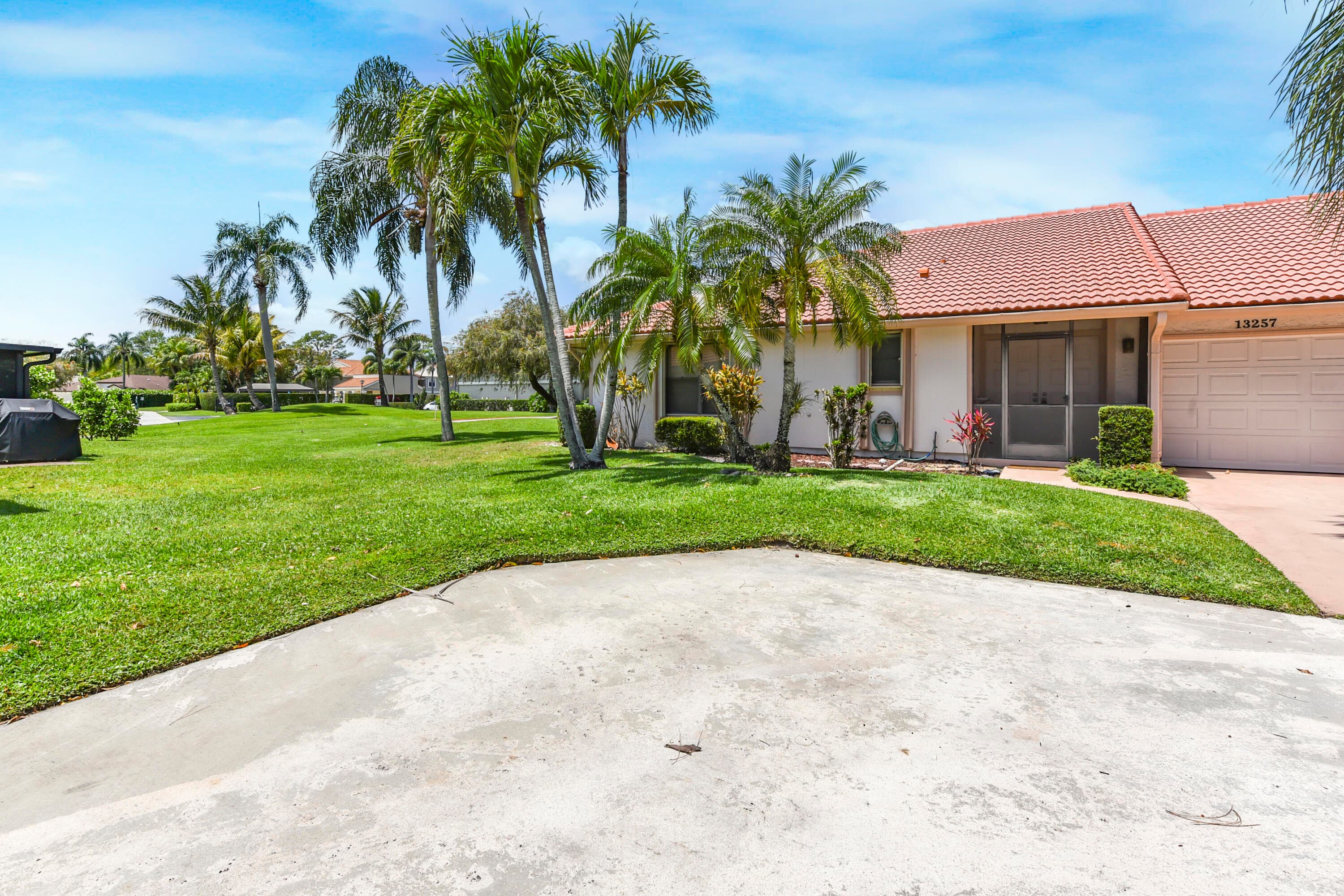 13257 Touchstone Place, Palm Beach Gardens, FL 33418 — photo 2 of 28