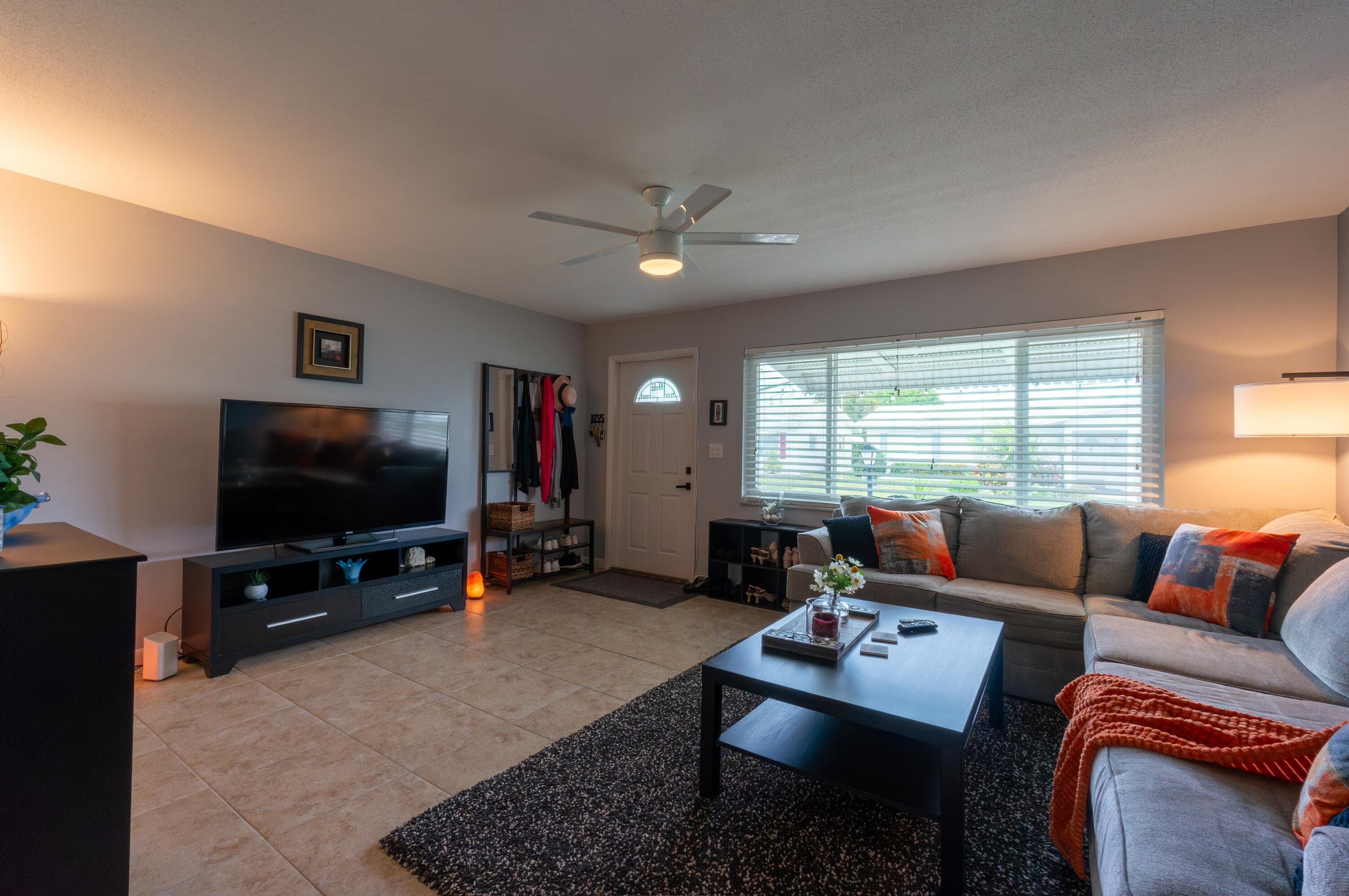 119 SW 9th Street, Boynton Beach, FL 33426 — photo 5 of 20