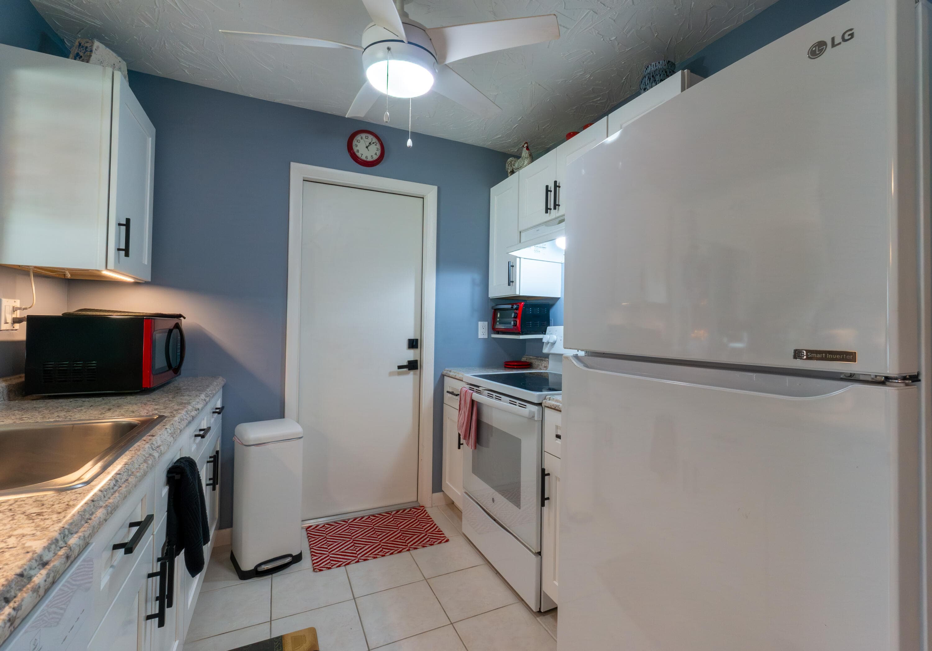119 SW 9th Street, Boynton Beach, FL 33426 — photo 8 of 20