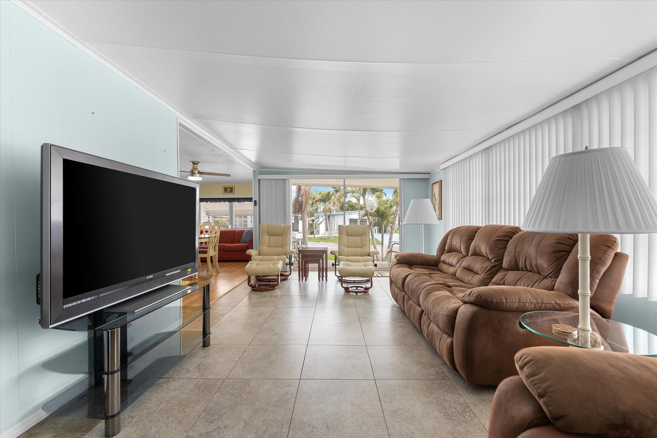 8630 SW 21st Court, Davie, FL 33324 — photo 12 of 37