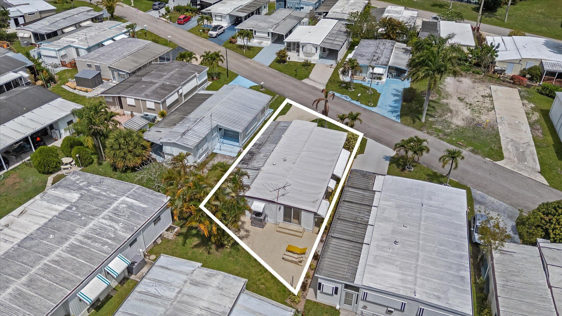 8630 SW 21st Court, Davie, FL 33324 — photo 34 of 37
