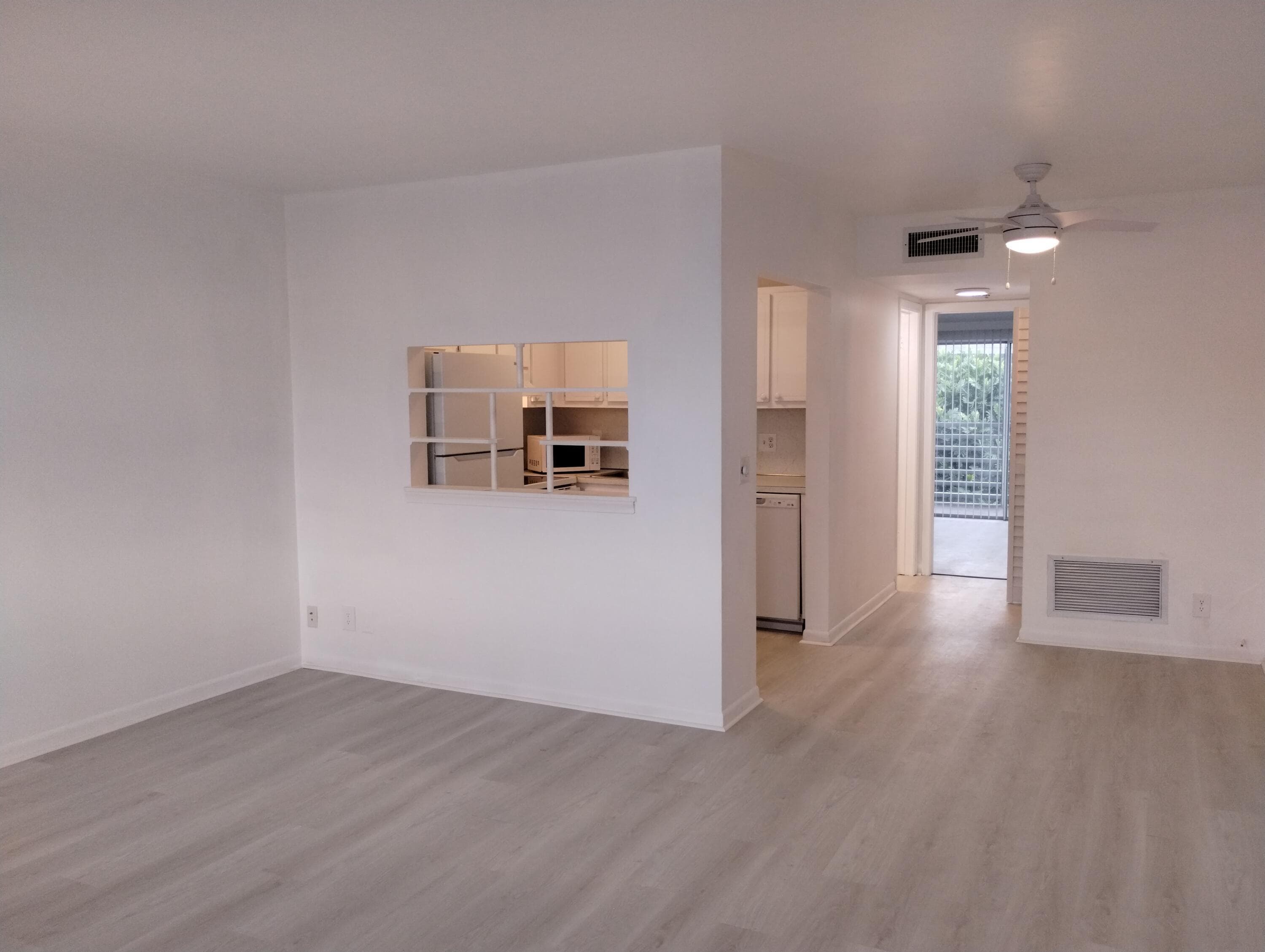 2880 Lake Osborne Drive 209, Lake Worth Beach, FL 33461 — photo 3 of 29