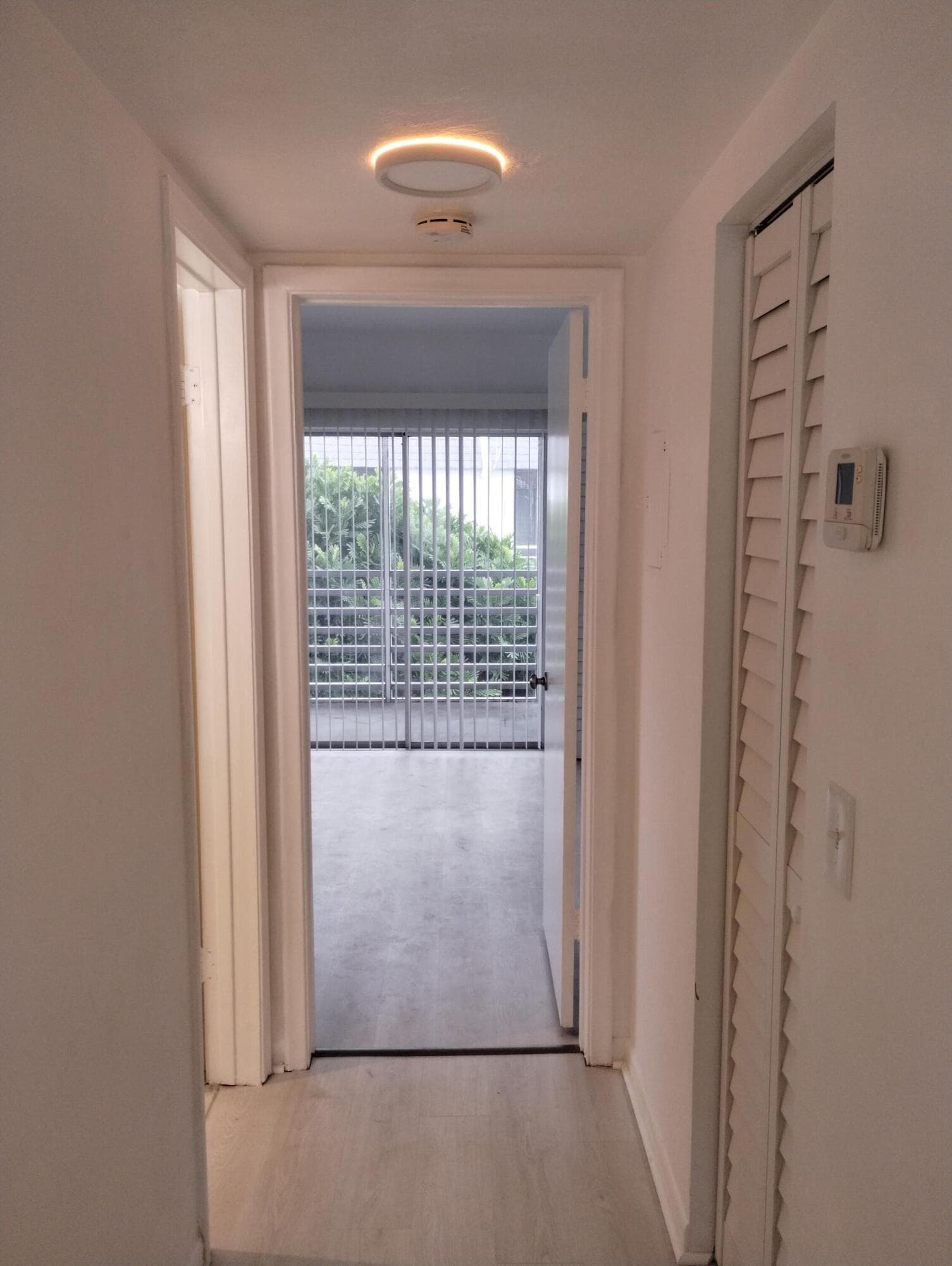 2880 Lake Osborne Drive 209, Lake Worth Beach, FL 33461 — photo 5 of 29