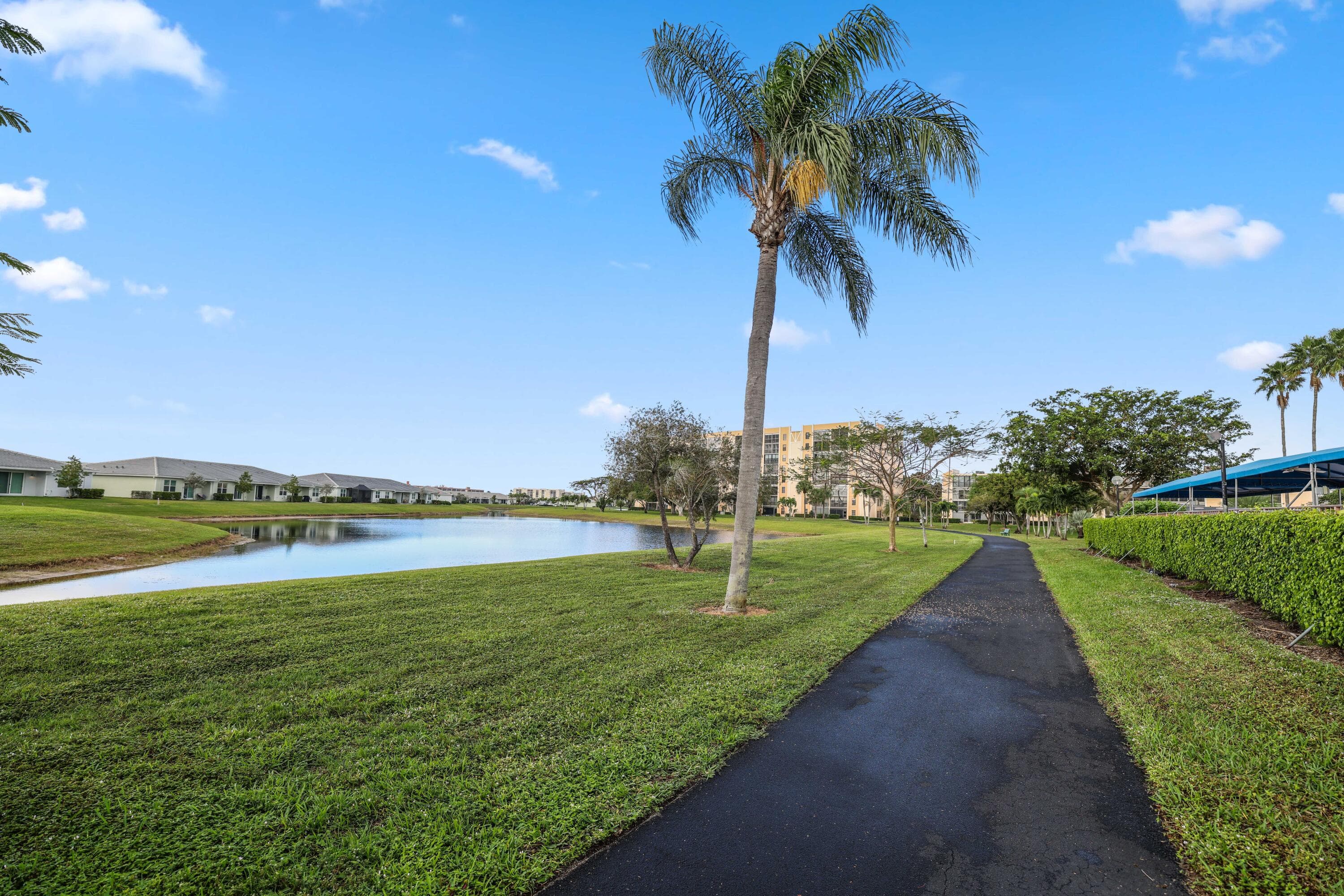 6936 Huntington Lane 302, Delray Beach, FL 33446 — photo 41 of 42