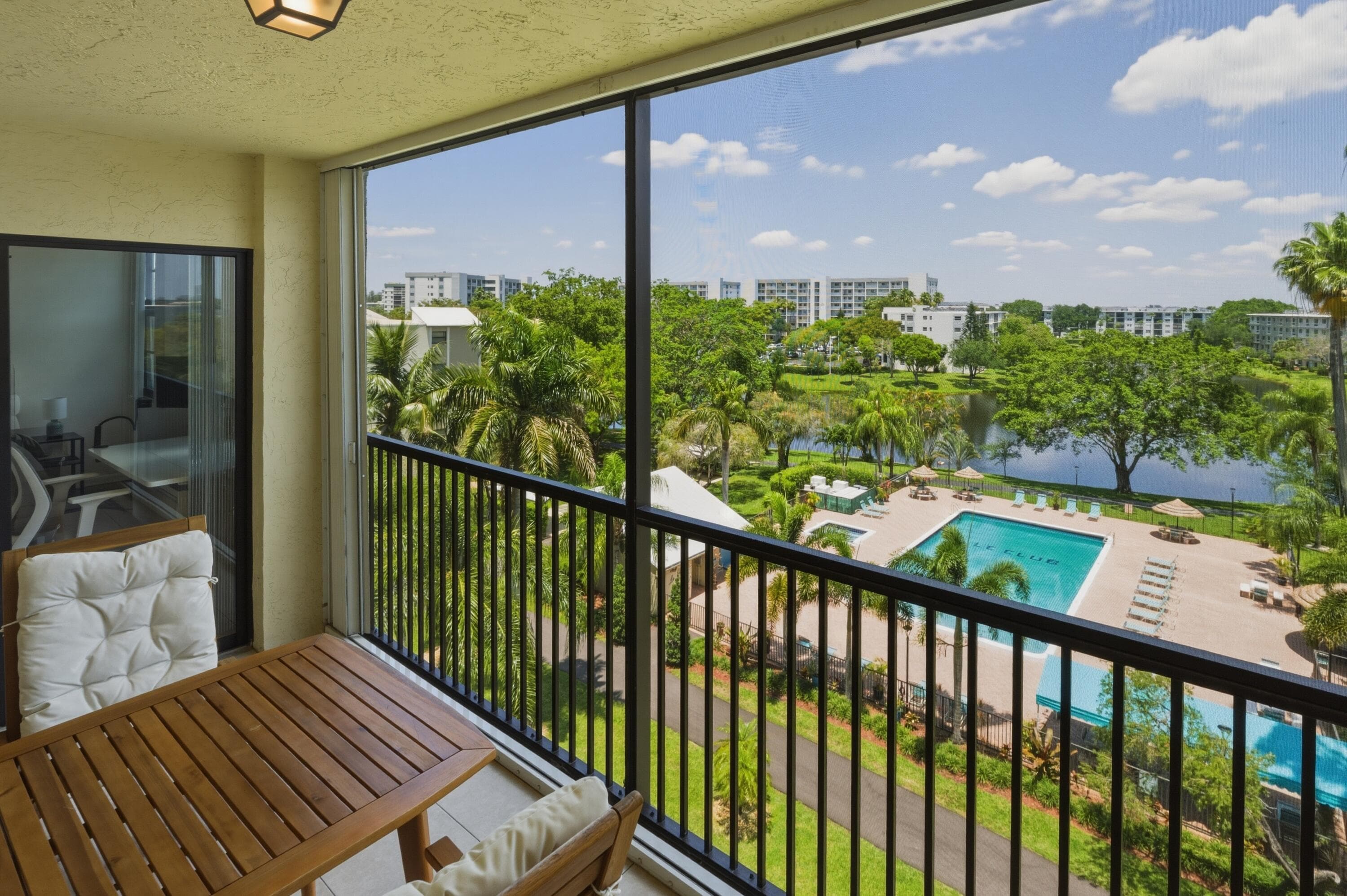 2205 S Cypress Bend Drive 604, Pompano Beach, FL 33069 — photo 1 of 31