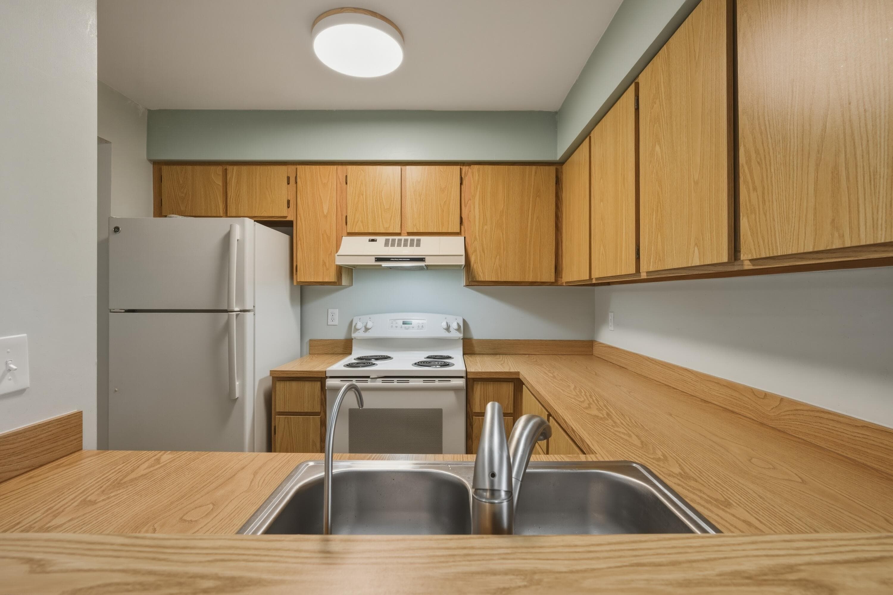 2205 S Cypress Bend Drive 604, Pompano Beach, FL 33069 — photo 10 of 31