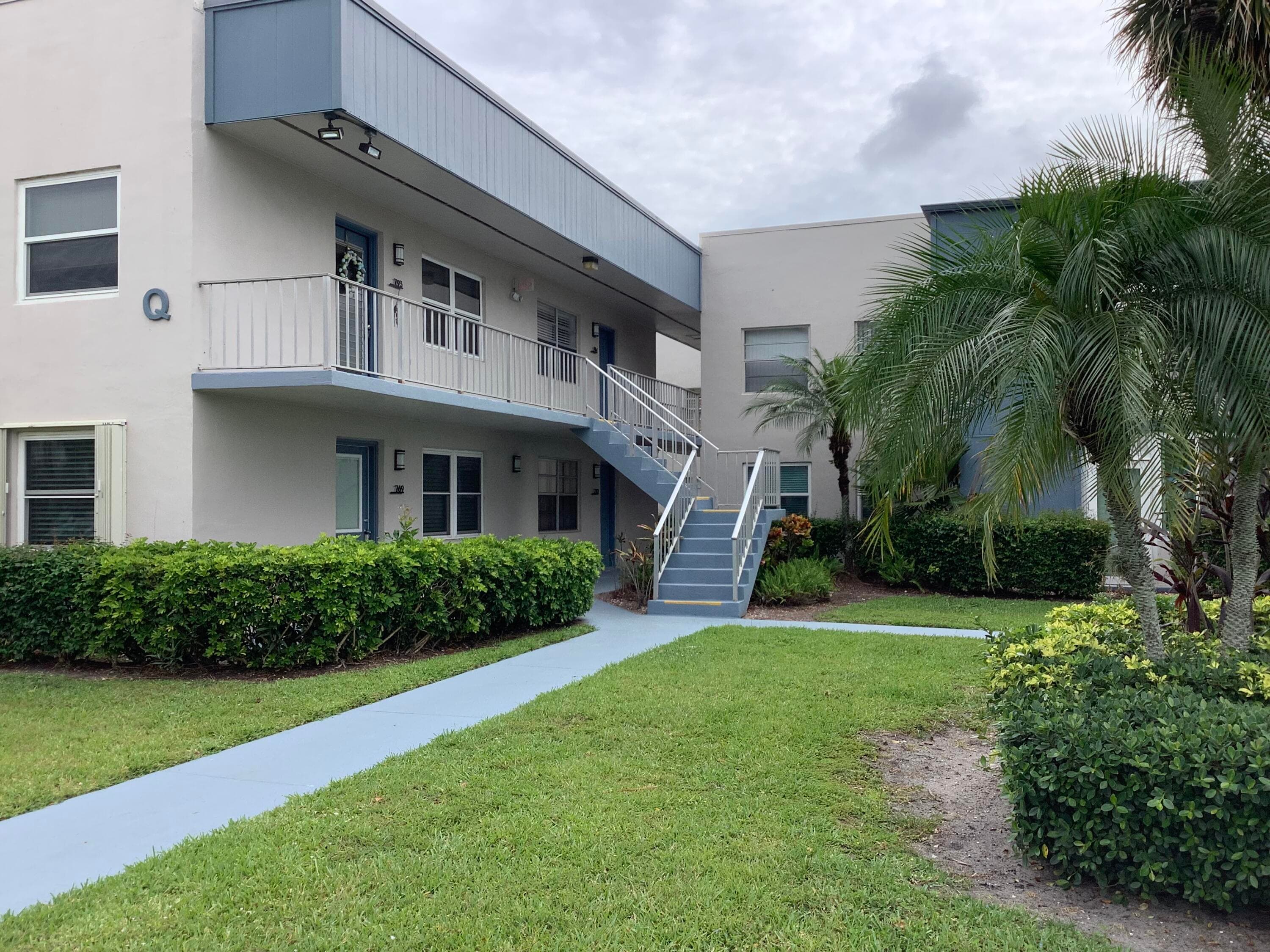 794 Normandy Q, Delray Beach, FL 33484 — photo 2 of 20