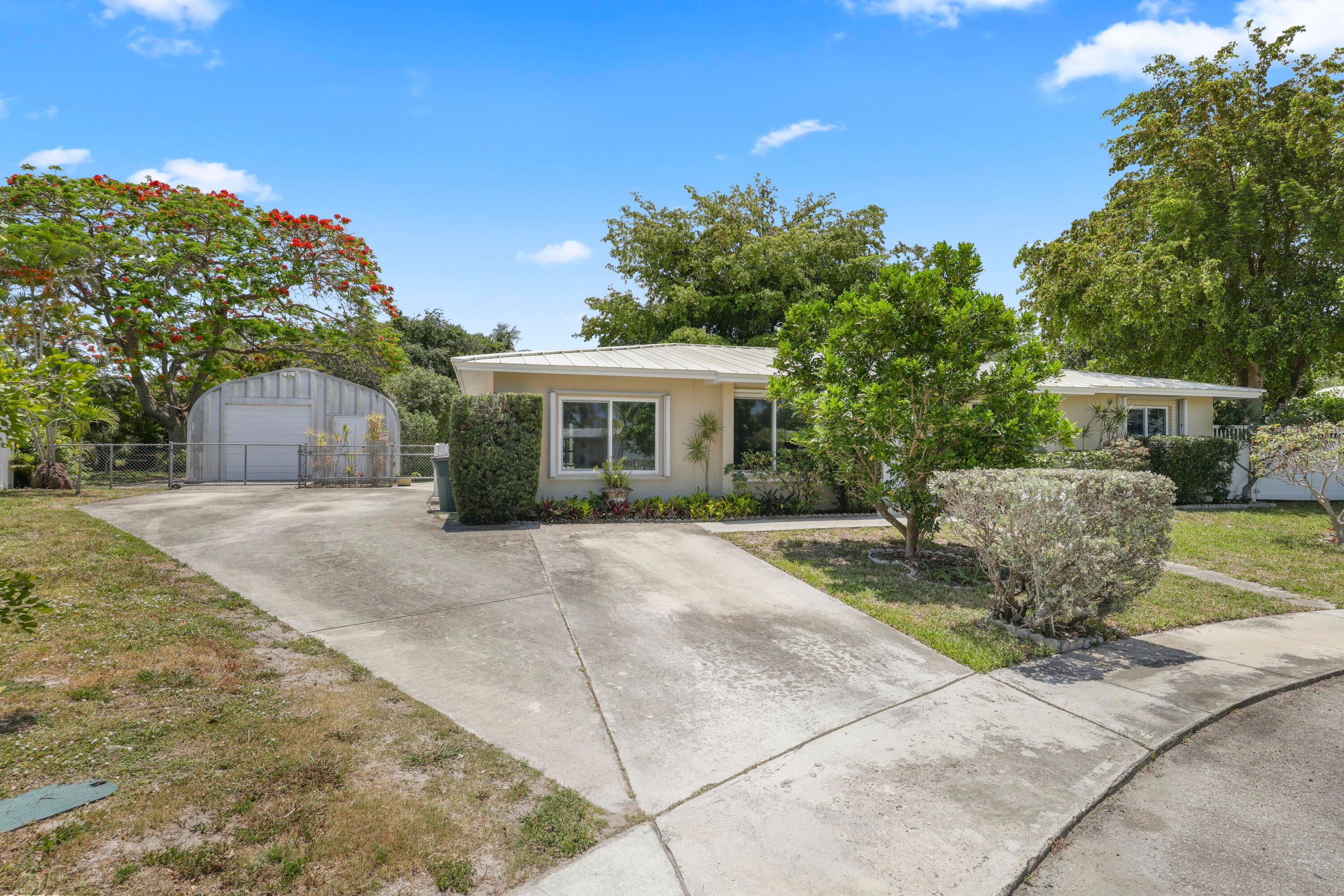 1720 SW 10th Street, Boca Raton, FL 33486 — photo 4 of 57