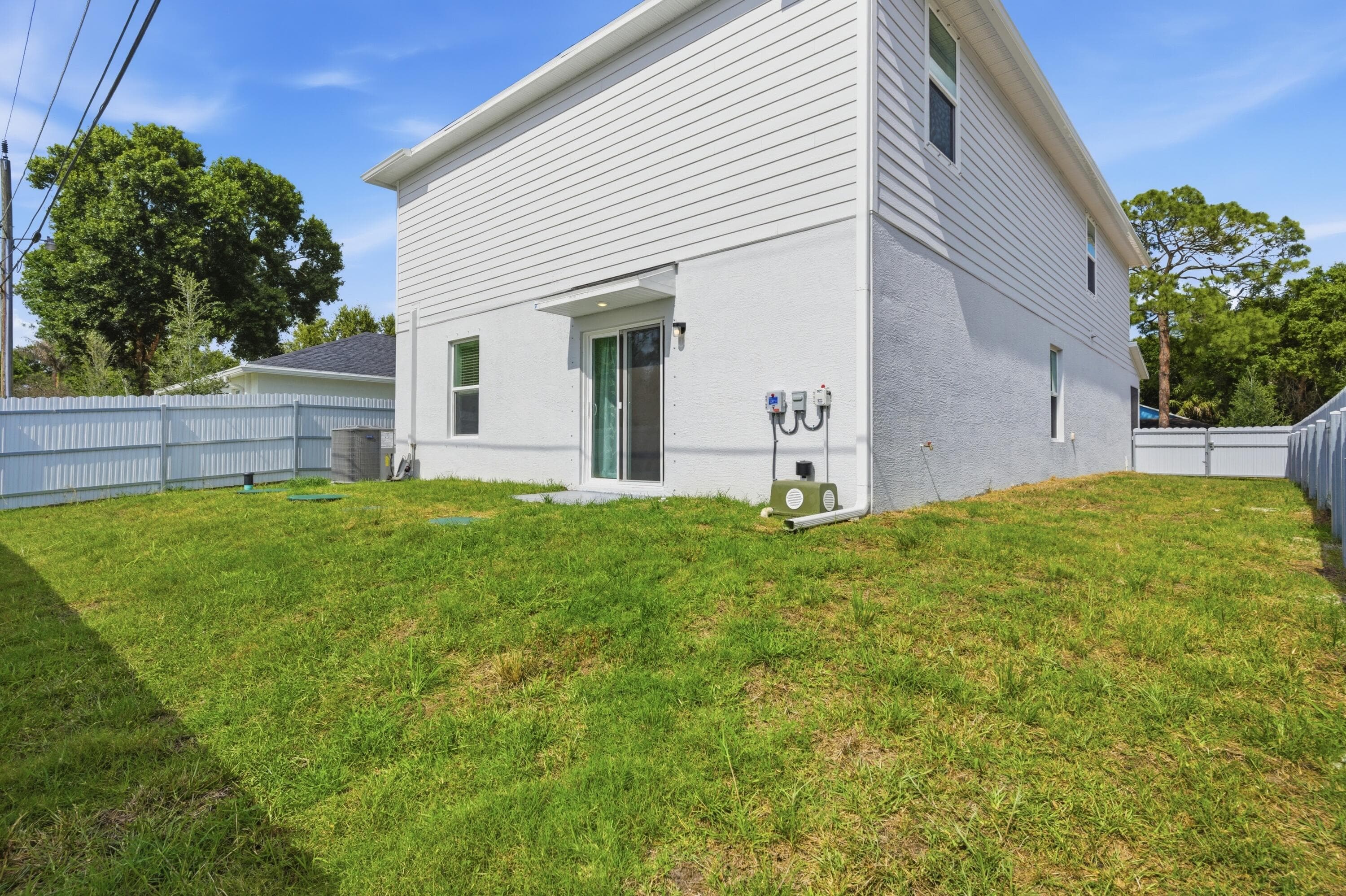 2405 88th Avenue, Vero Beach, FL 32966 — photo 16 of 40