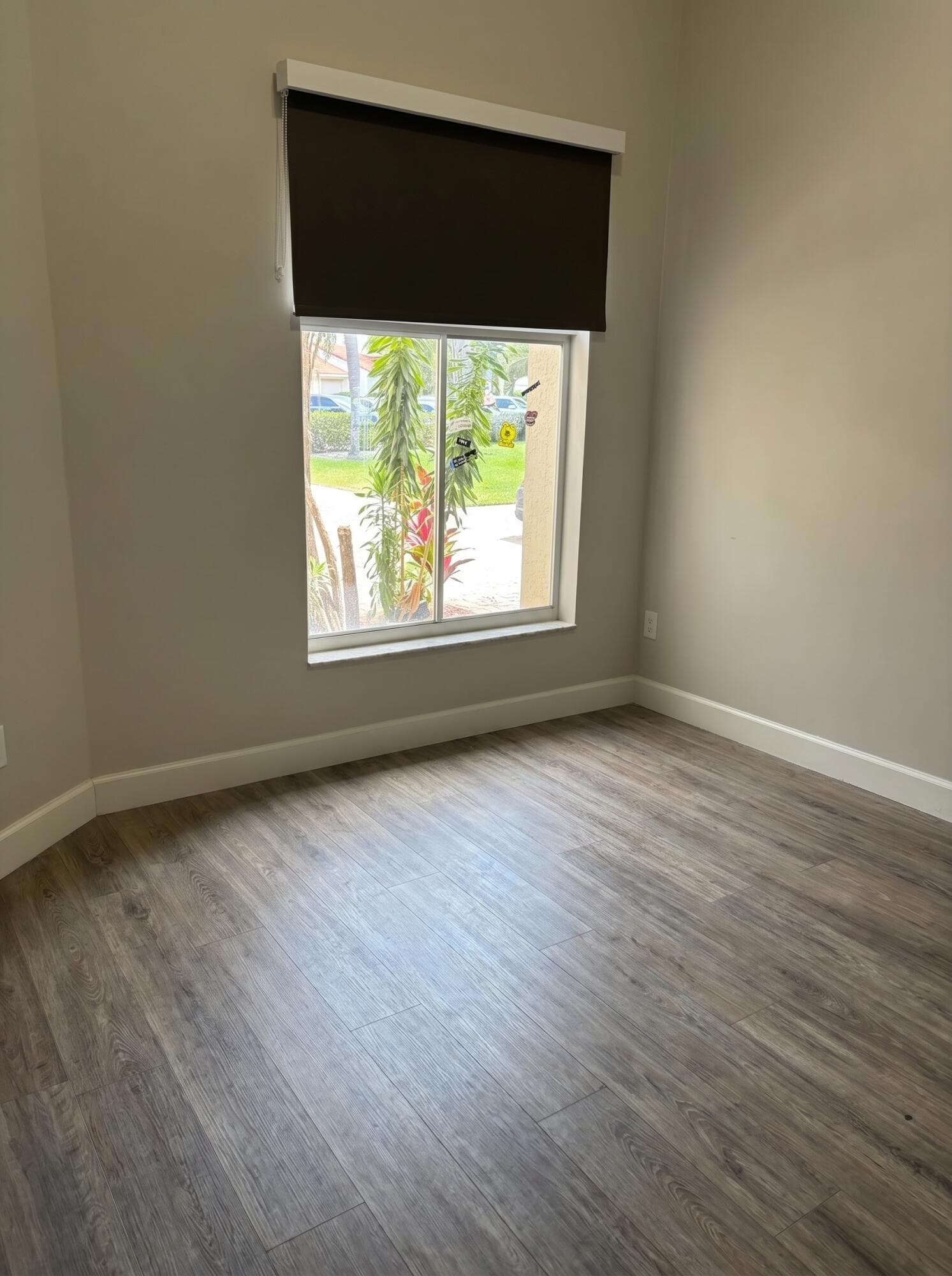 521 W Palm Aire Drive, Pompano Beach, FL 33069 — photo 12 of 35