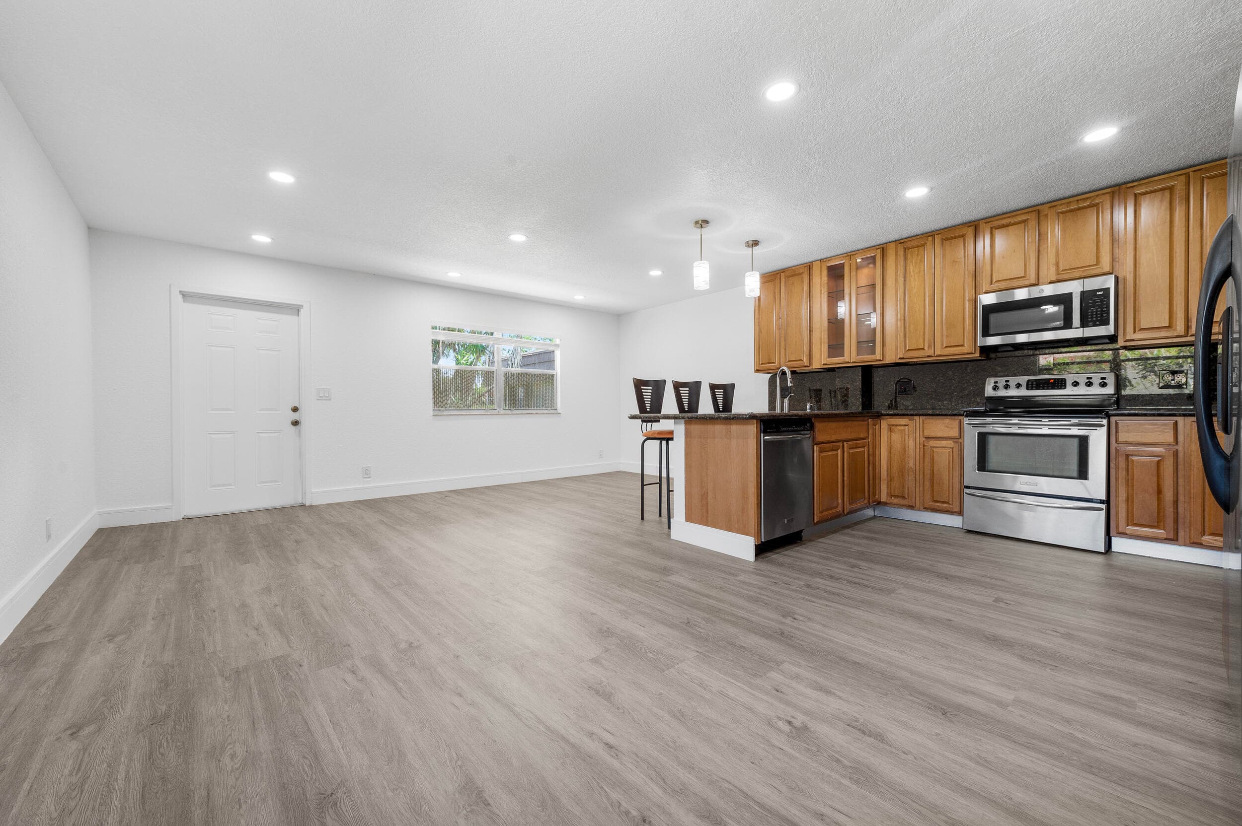 154 Seville G, Delray Beach, FL 33446 — photo 9 of 31