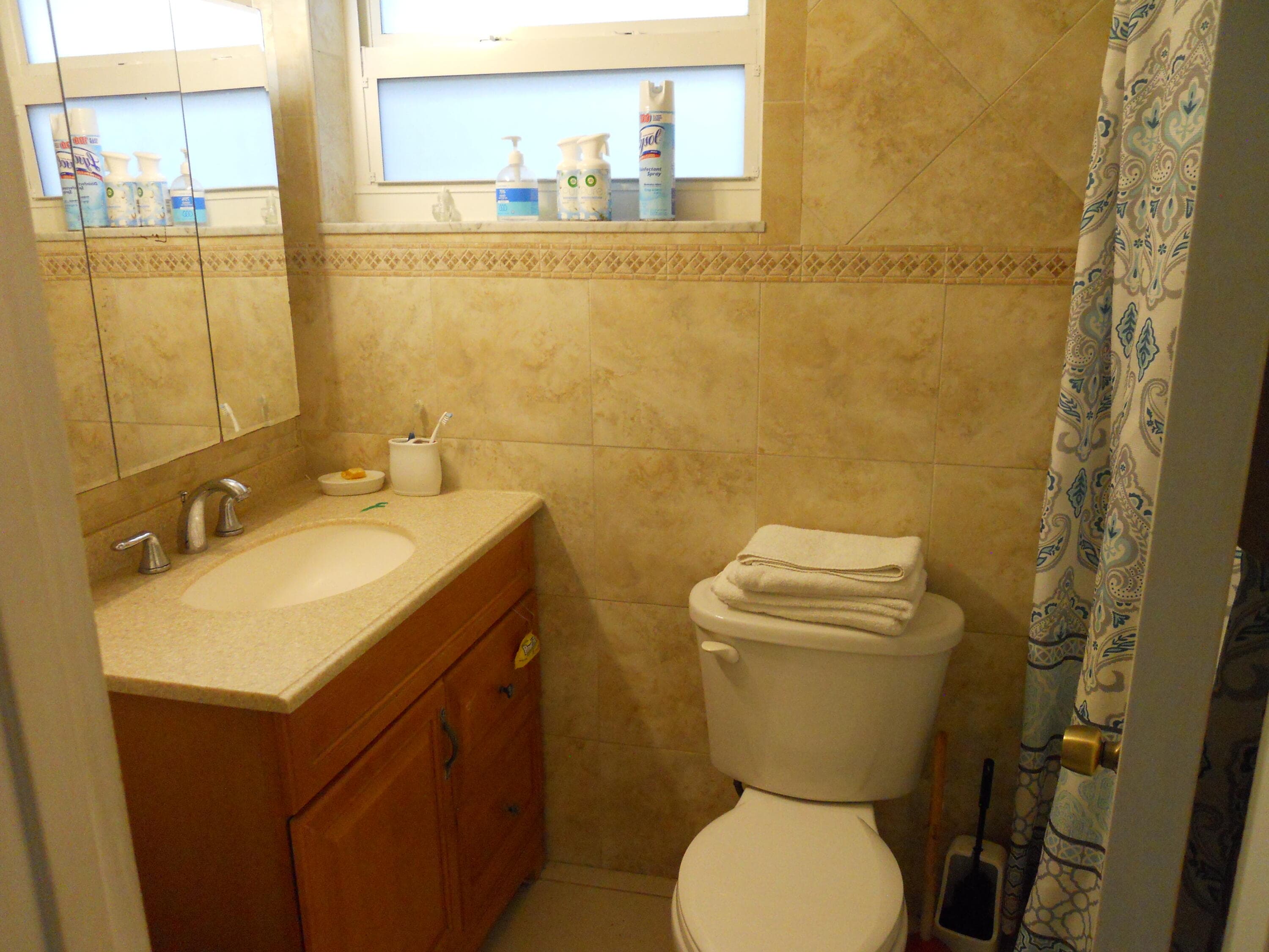 3290 NE 10th Avenue, Oakland Park, FL 33334 — photo 9 of 21
