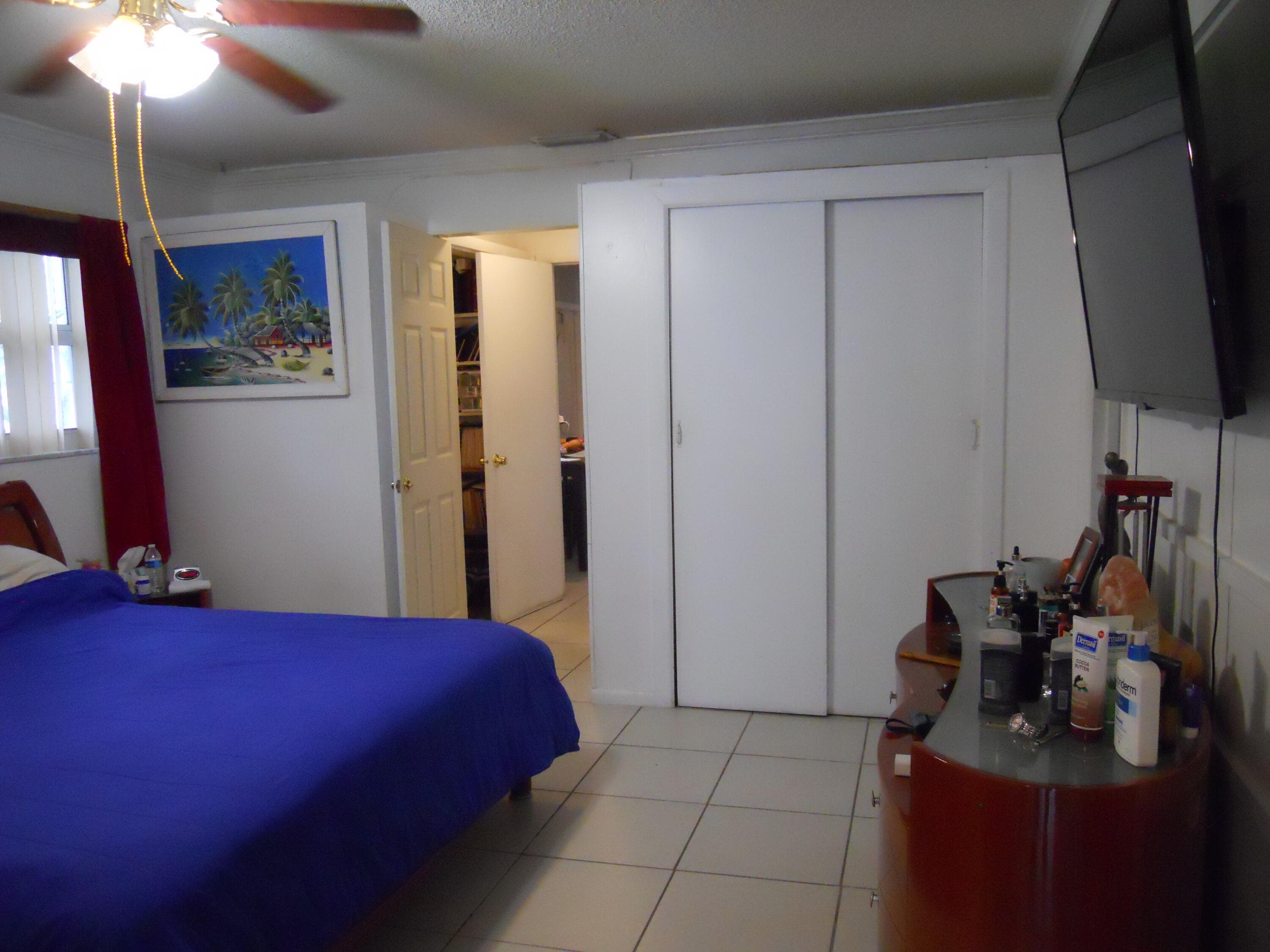 3290 NE 10th Avenue, Oakland Park, FL 33334 — photo 11 of 21