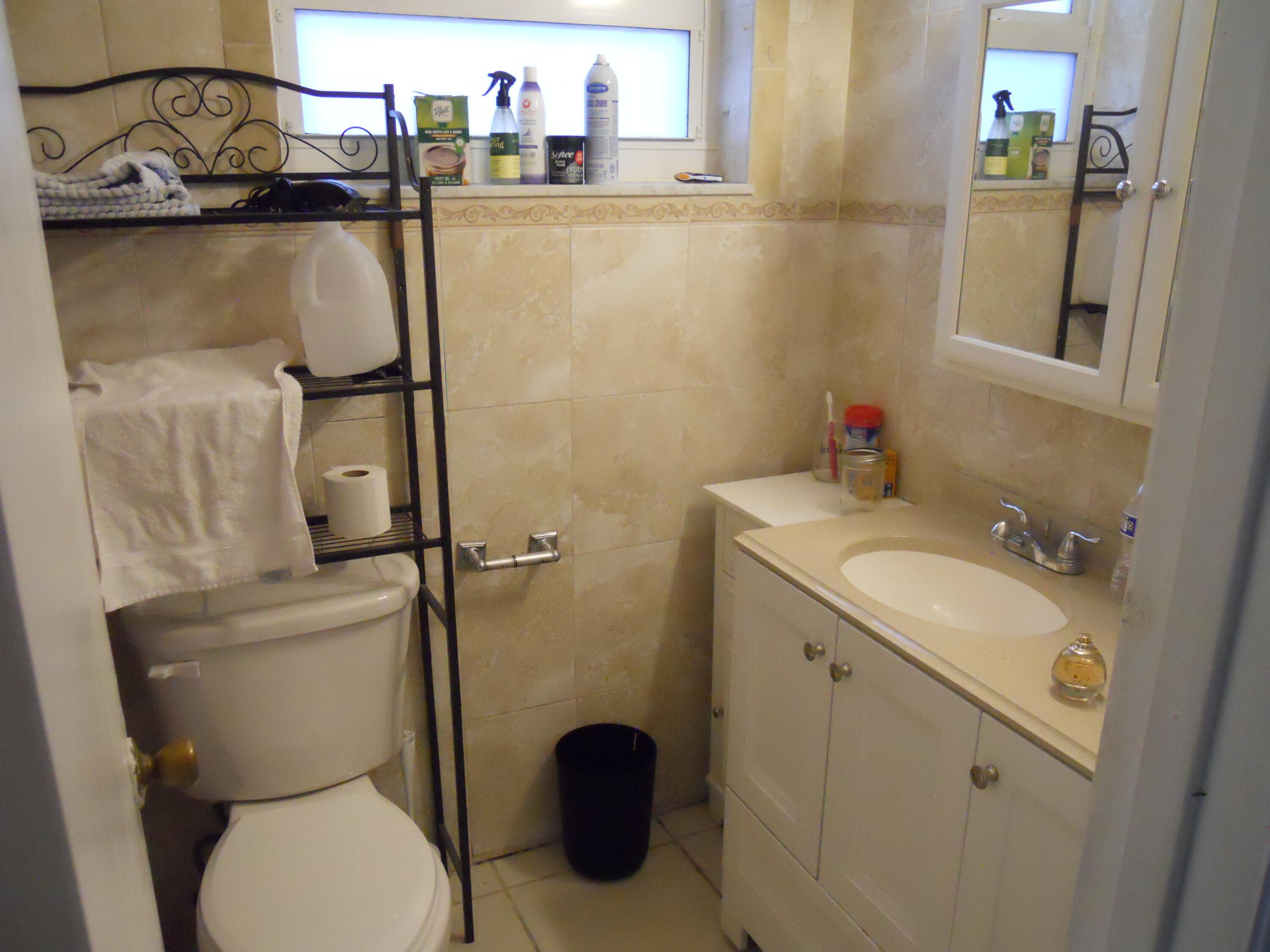 3290 NE 10th Avenue, Oakland Park, FL 33334 — photo 18 of 21