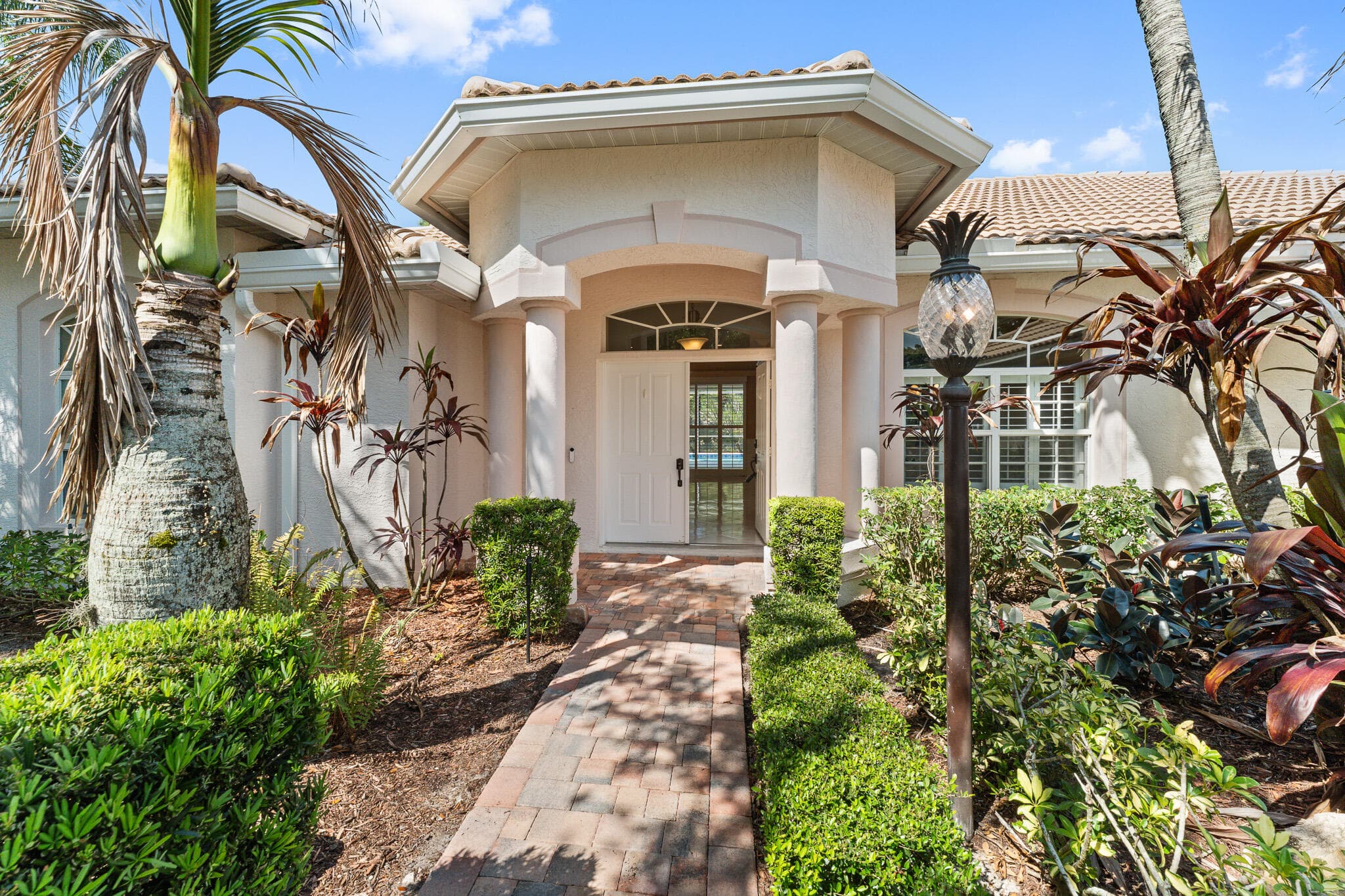 1184 SW Mirror Lake Cove, Port St. Lucie, FL 34986 — photo 6 of 59