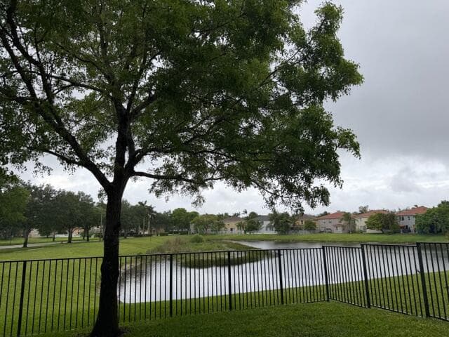 7027 Aliso Avenue, West Palm Beach, FL 33413 — photo 4 of 26